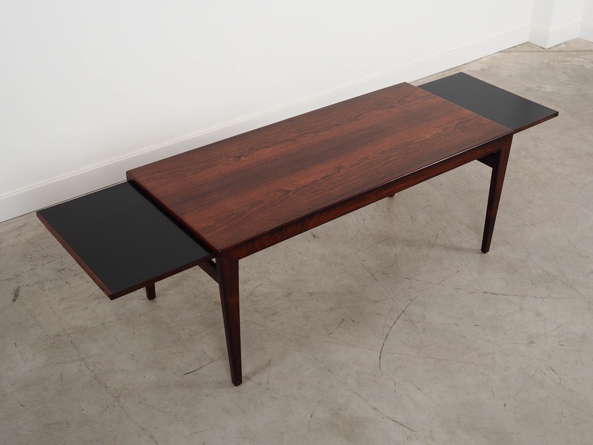 Coffee table, brown rosewood, by I. Wikkelsø, Denmark, 1970s. - 288529