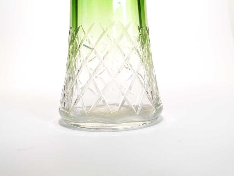 Cukierniczka kryształowa, szmaragdowa zieleń i transparentny, kryształ, Europa Północna, przełom XIX i XX w. - 288581