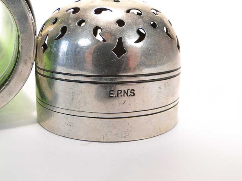 Cukierniczka kryształowa, szmaragdowa zieleń i transparentny, kryształ, Europa Północna, przełom XIX i XX w. - 288585