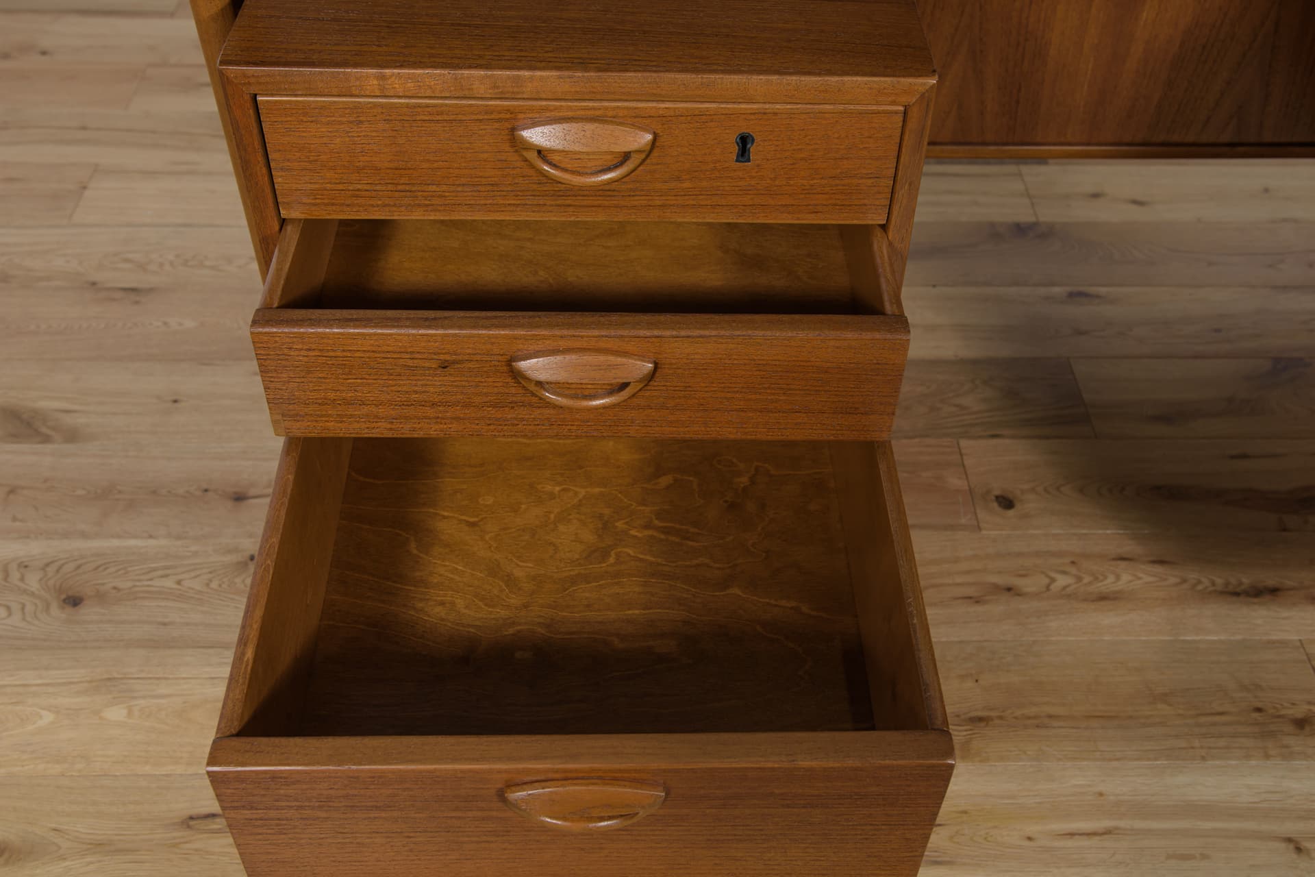 Desk, brown teak, by K. Kristiansen, Feldballes Møbelfabrik, Denmark, 1960s. - 288878