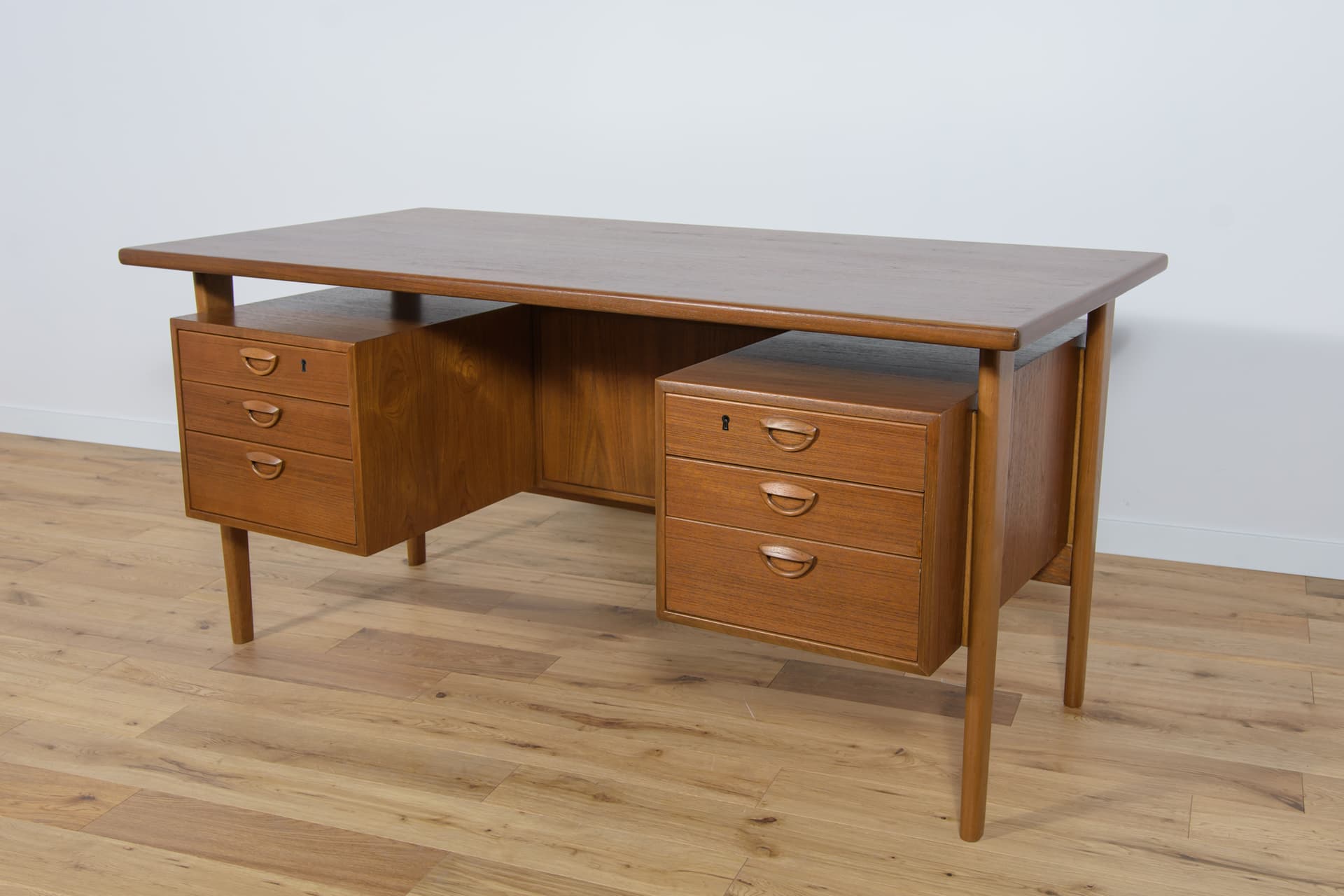 Desk, brown teak, by K. Kristiansen, Feldballes Møbelfabrik, Denmark, 1960s. - 288872