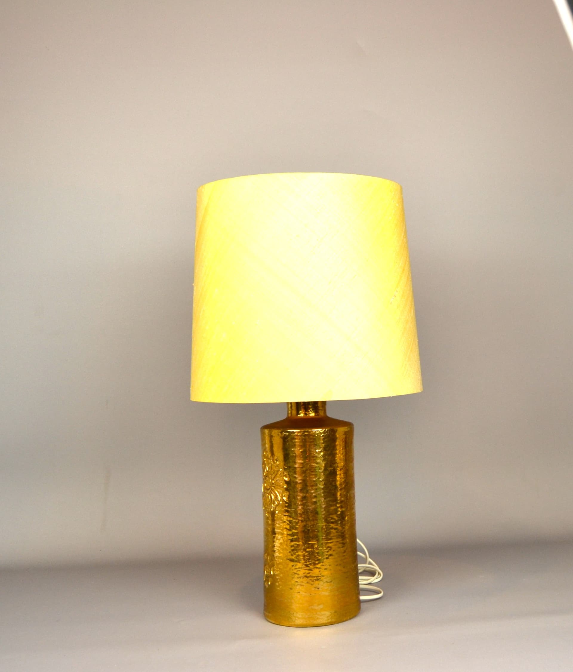 Table lamp, golden ceramic, by A. Londi, Bitossi, Italy, 1970s. - 107