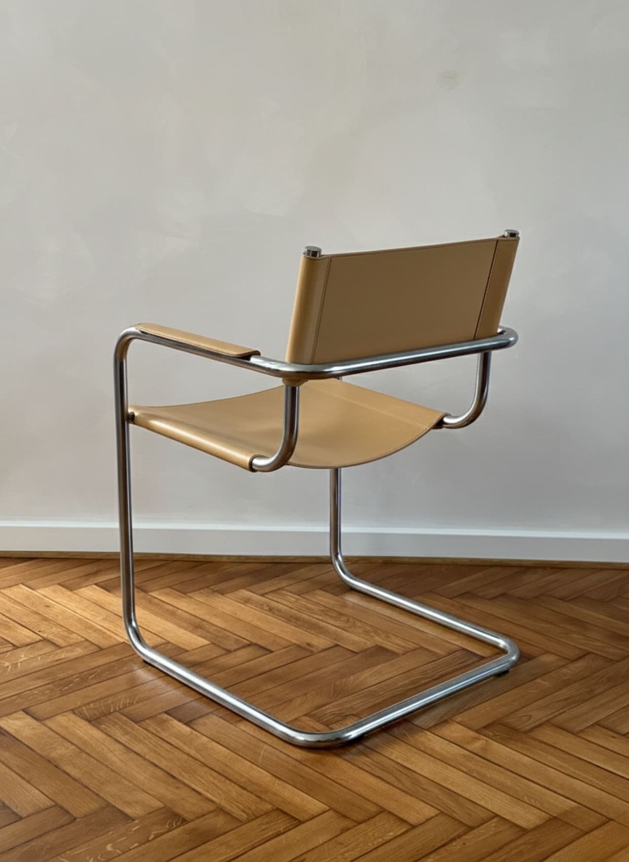 Zestaw 4 foteli z giętej stali wg proj. S34, M. Stam, miodowy, skóra naturalna - 288949