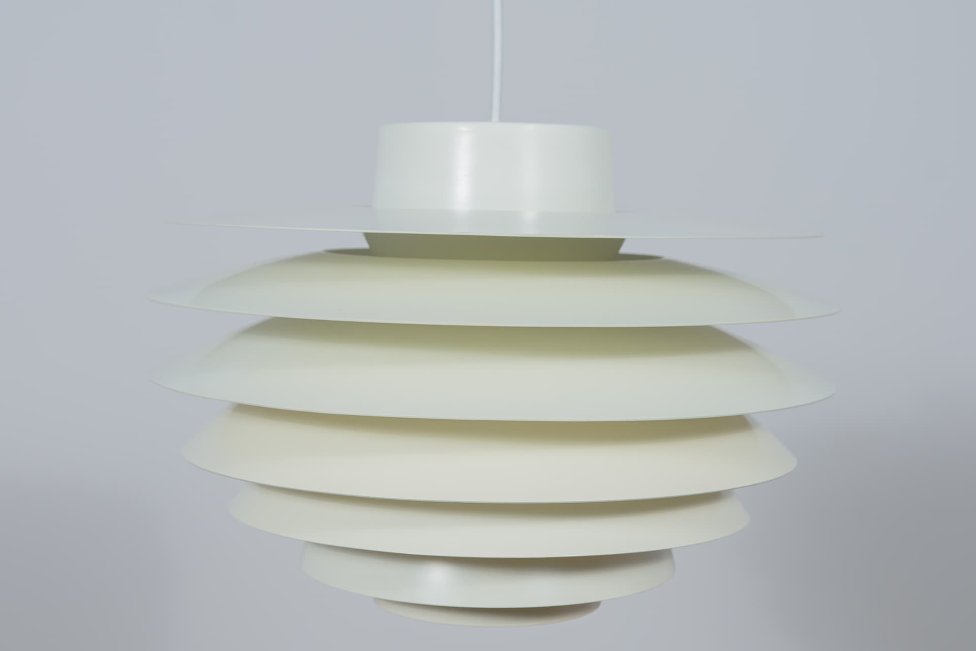 Lampa wisząca Verona, aluminium białe, proj. S. Middelboe, Fog & Mørup, Dania, lata 60. - 288982