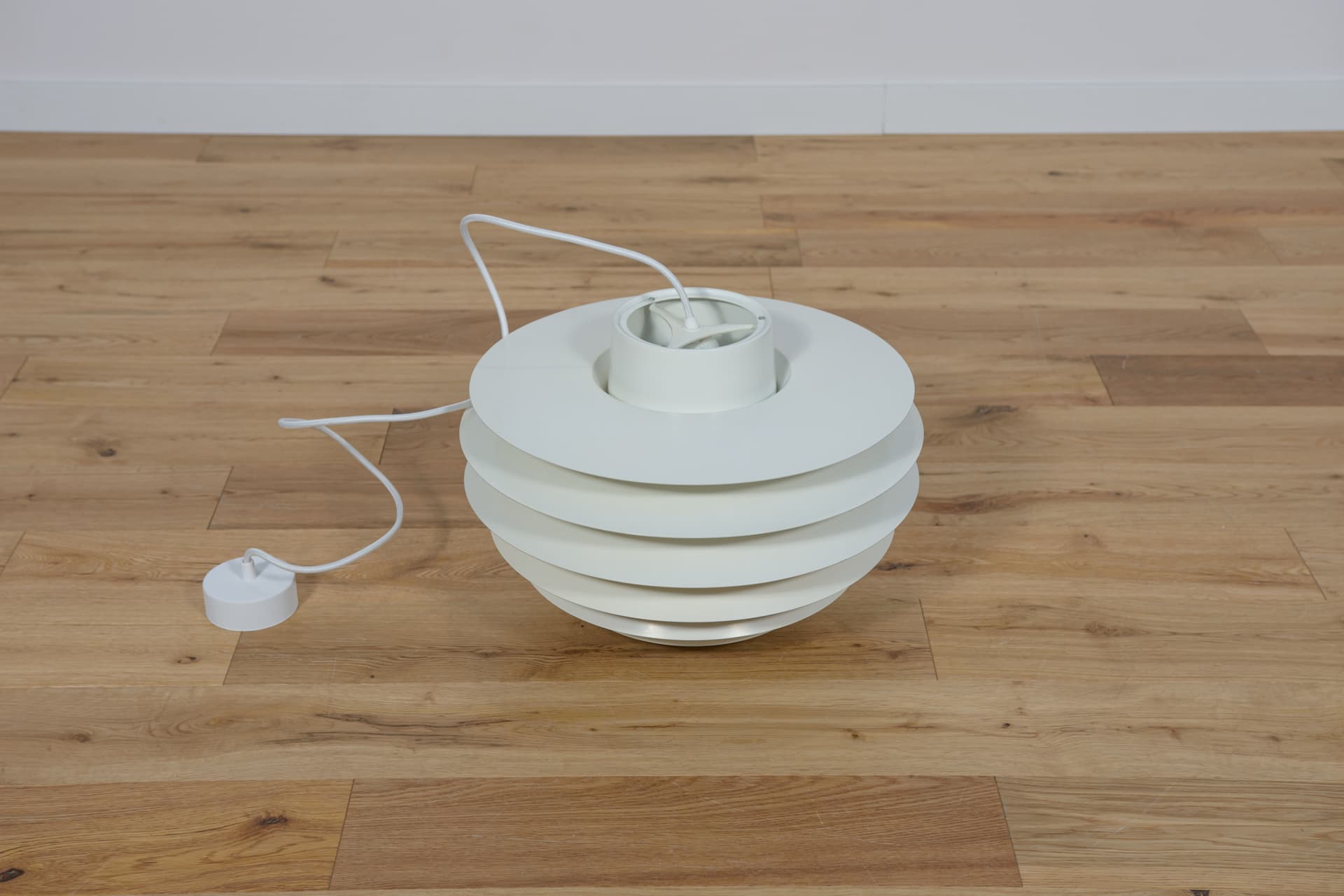 Lampa wisząca Verona, aluminium białe, proj. S. Middelboe, Fog & Mørup, Dania, lata 60. - 288987