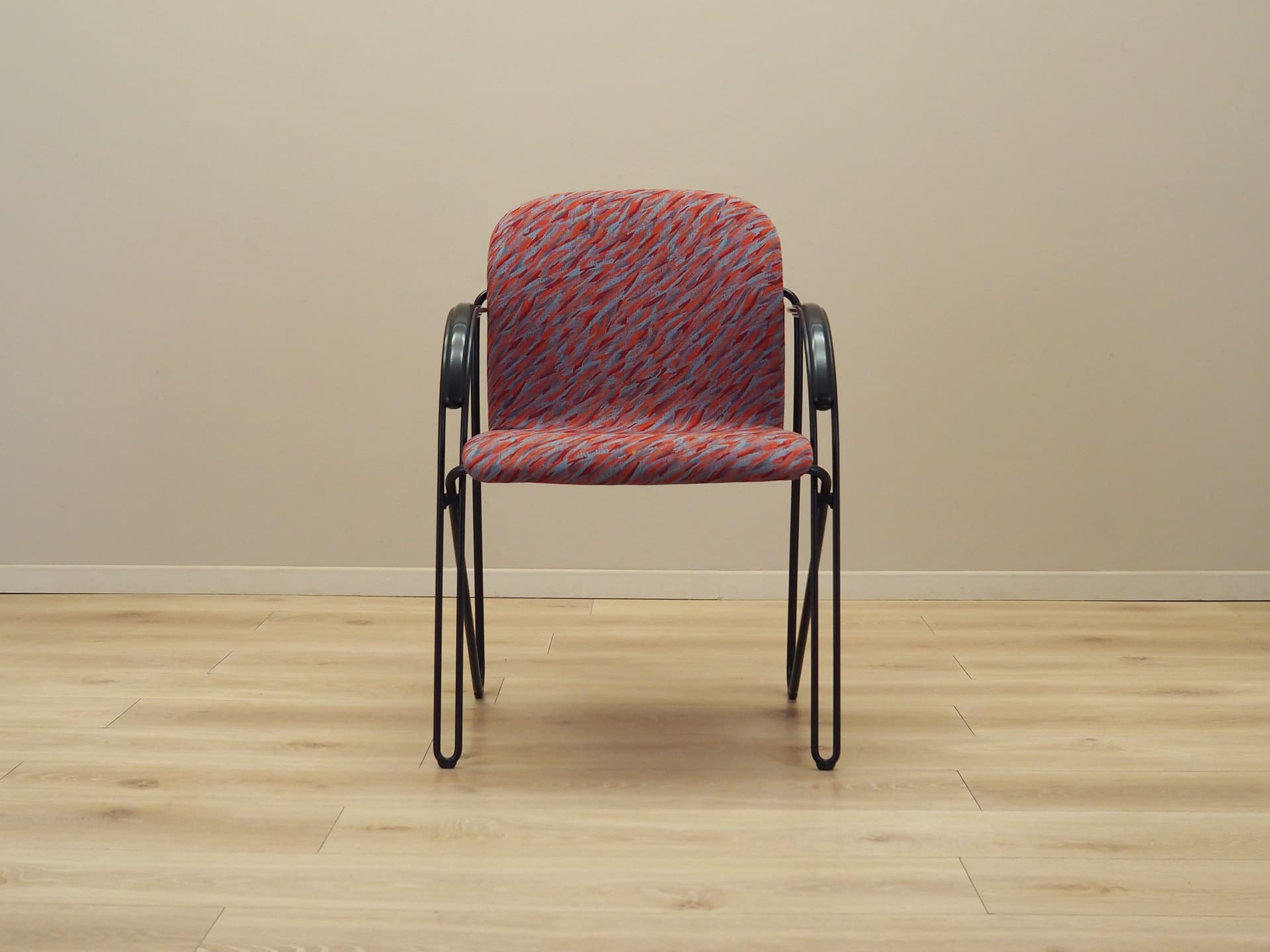 Set of Four Postmodern Armchairs, multicolor fabric, black metal, Italy, 1980s - 67408