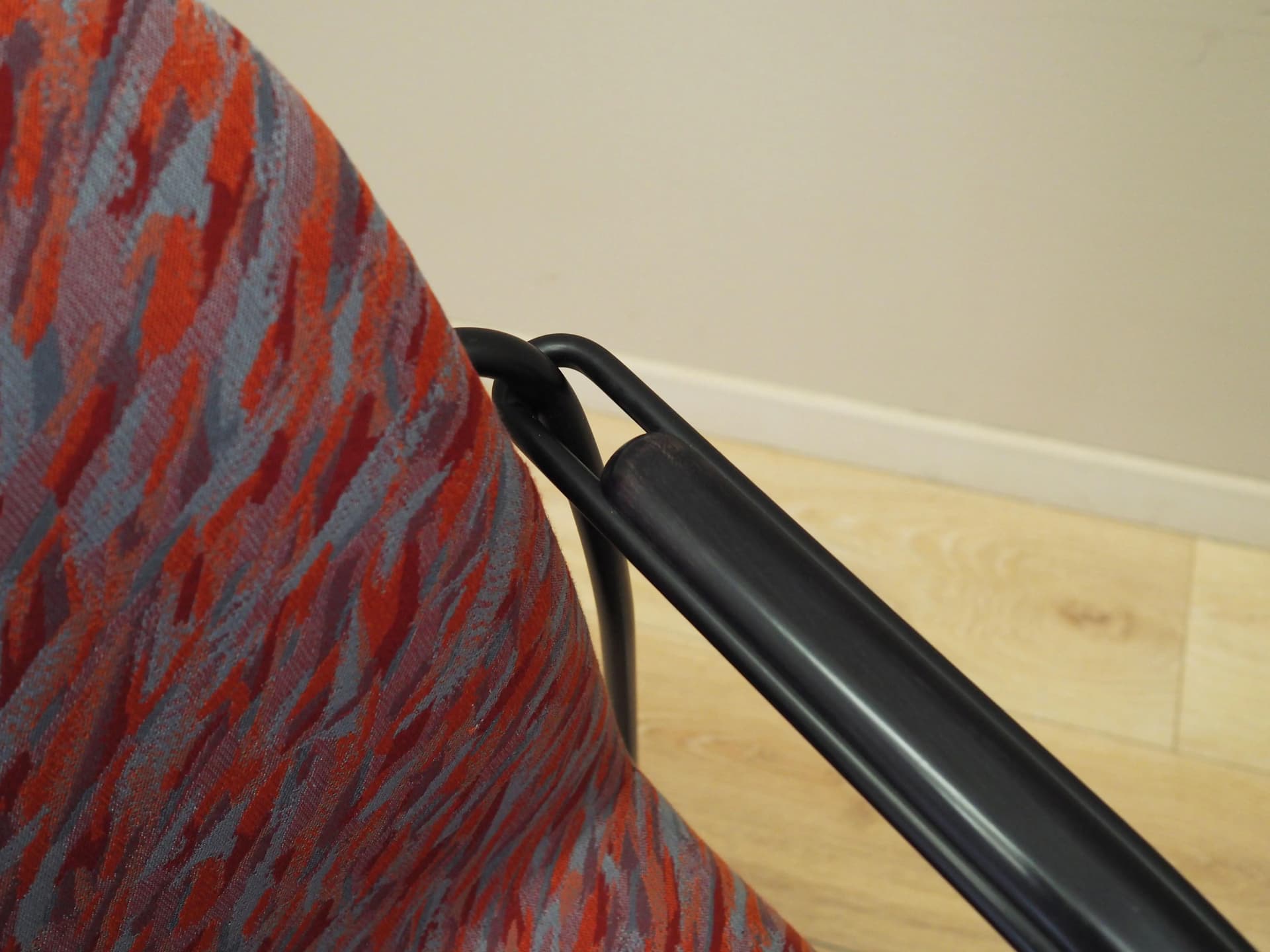 Set of Four Postmodern Armchairs, multicolor fabric, black metal, Italy, 1980s - 21533