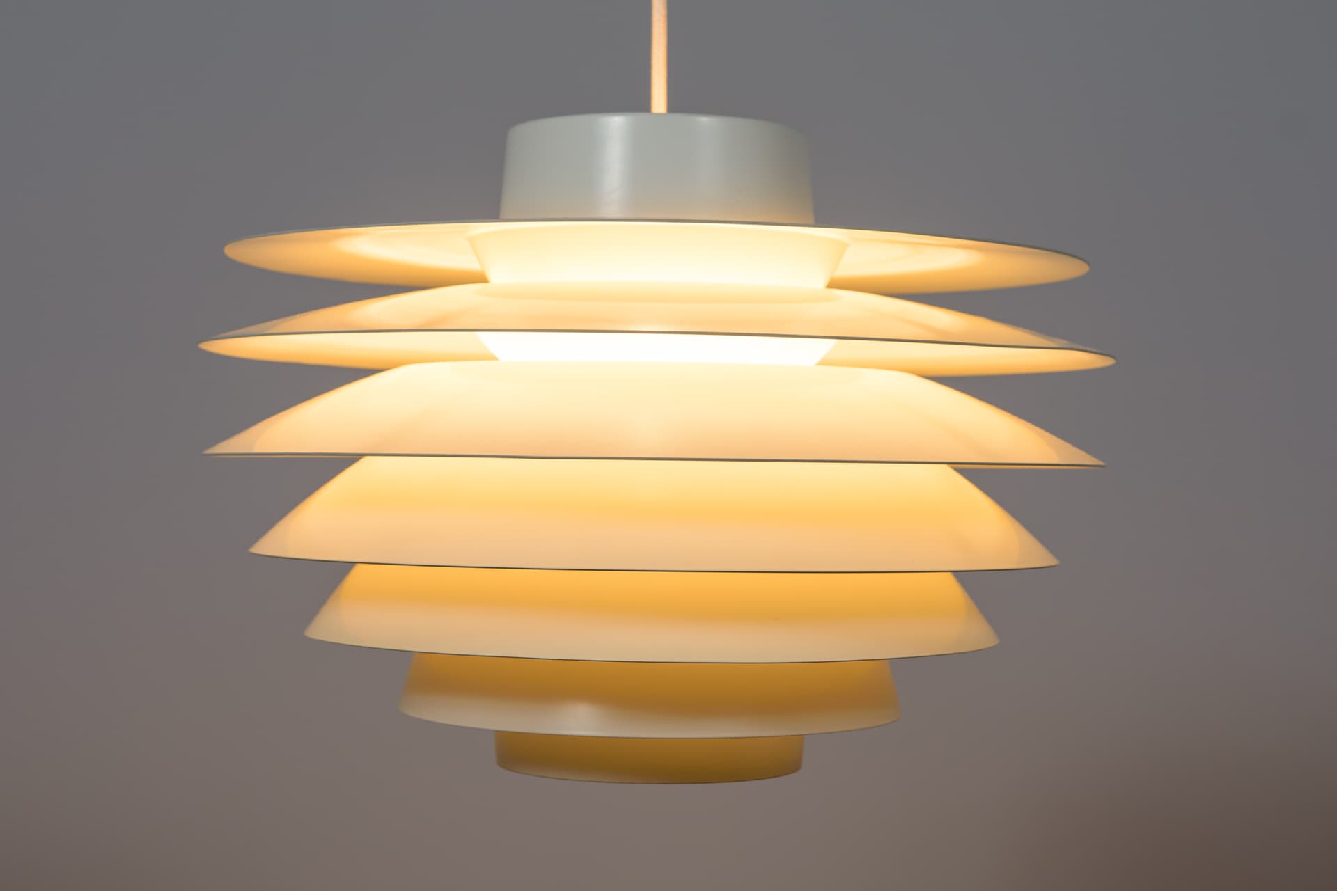 Lampa wisząca Verona, aluminium biały, proj. S. Middelboe, Fog & Mørup, Dania, lata 60. - 288999