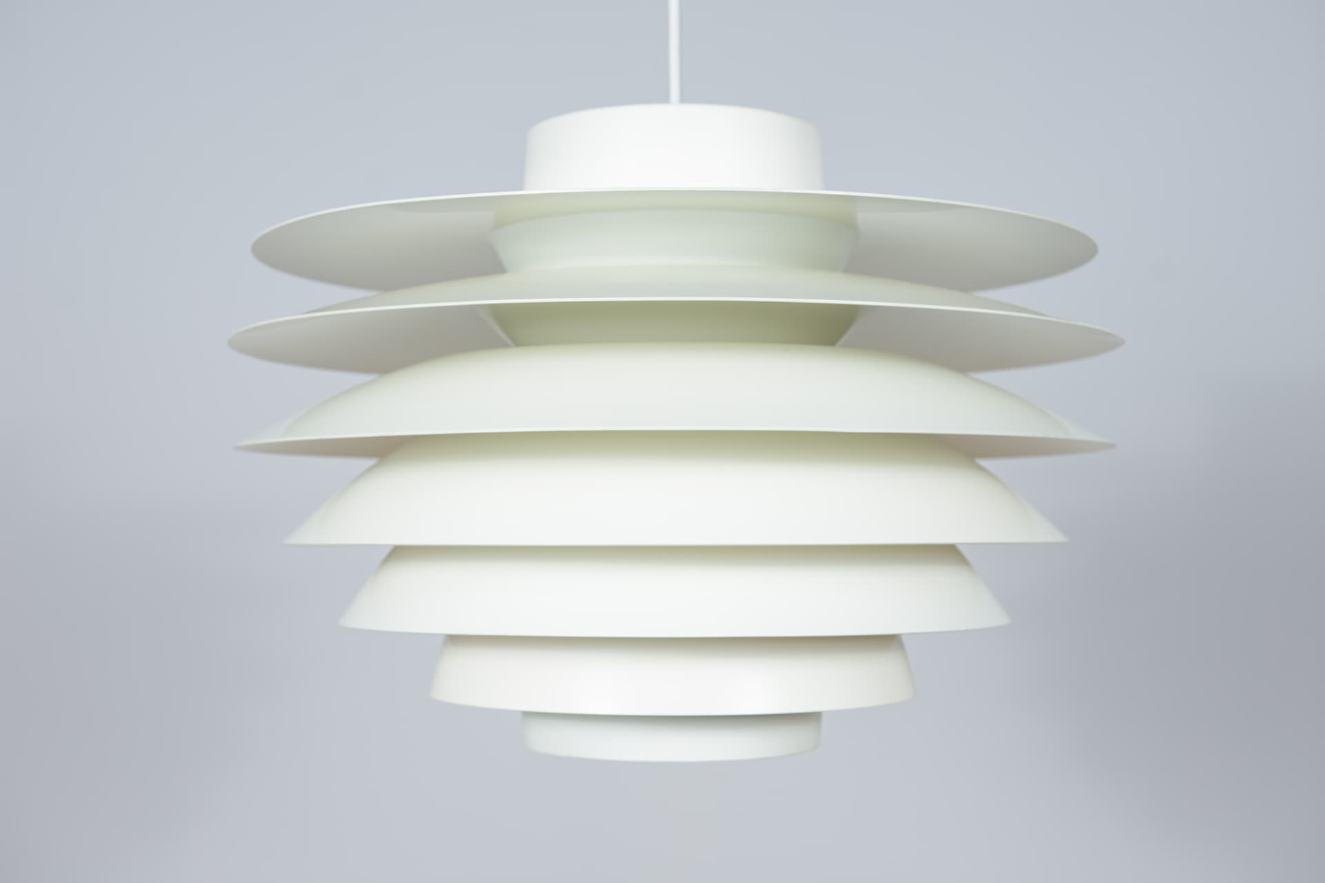 Lampa wisząca Verona, aluminium biały, proj. S. Middelboe, Fog & Mørup, Dania, lata 60. - 288996