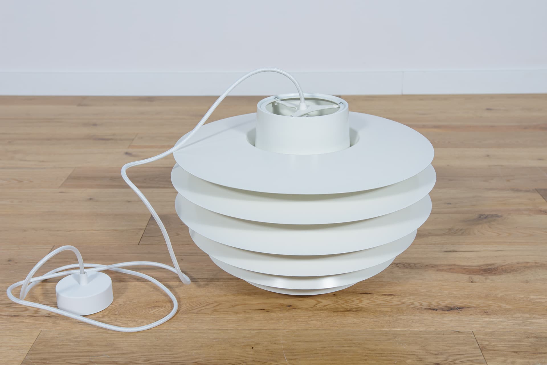 Lampa wisząca Verona, aluminium biały, proj. S. Middelboe, Fog & Mørup, Dania, lata 60. - 289058