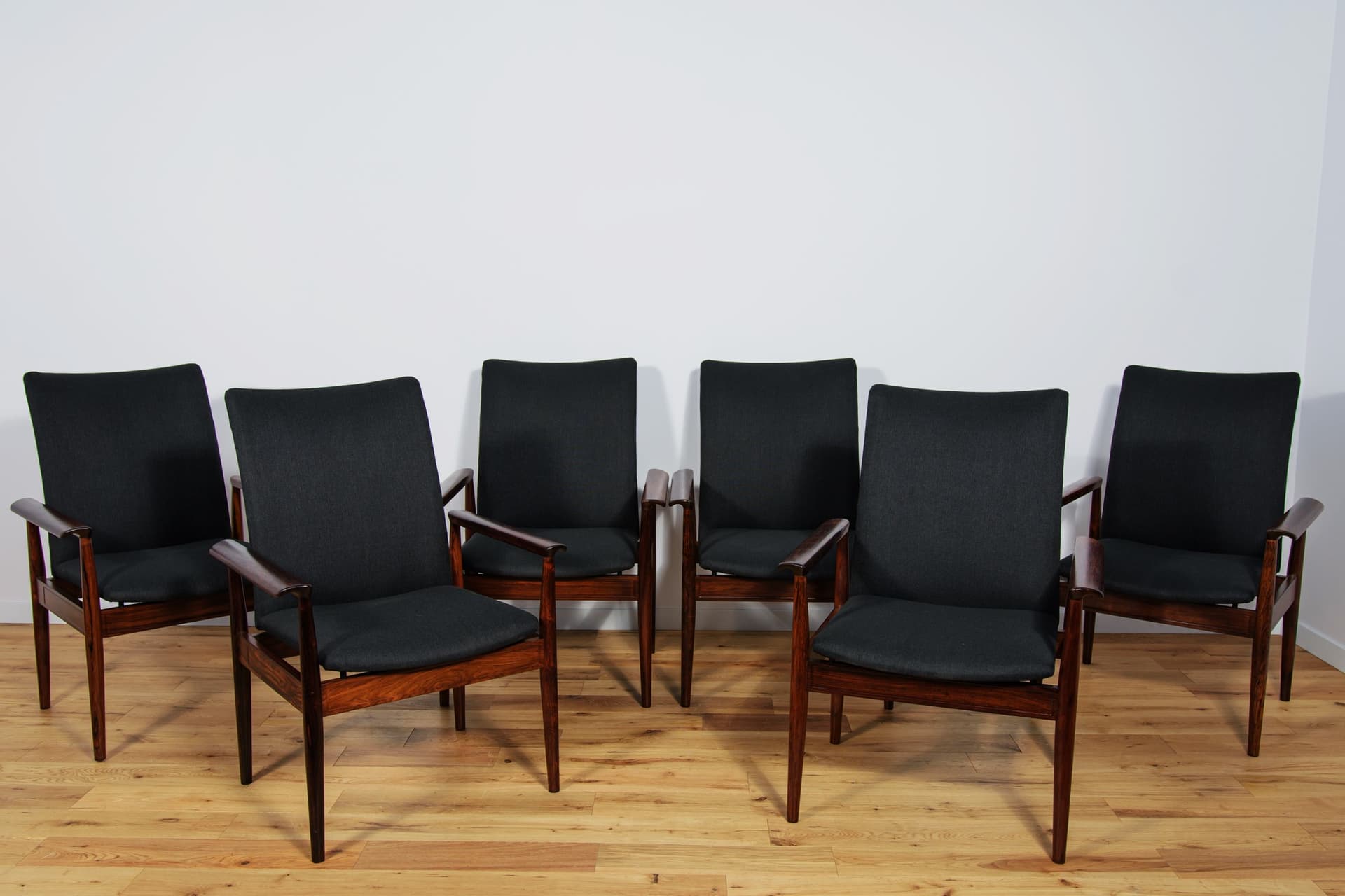 Komplet sześciu krzeseł Diplomat, wełna czarna, palisander, proj. F. Juhl, dla France & Søn, Dania, lata 60. - 289230