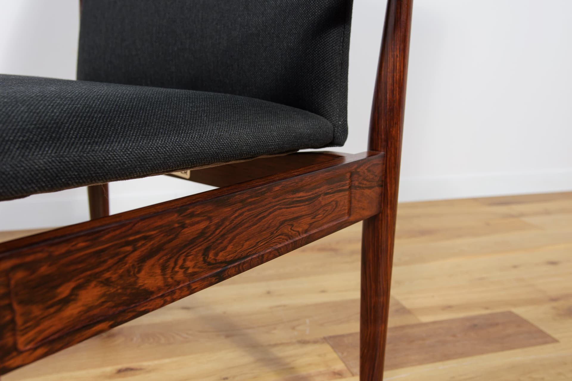 Komplet sześciu krzeseł Diplomat, wełna czarna, palisander, proj. F. Juhl, dla France & Søn, Dania, lata 60. - 289240