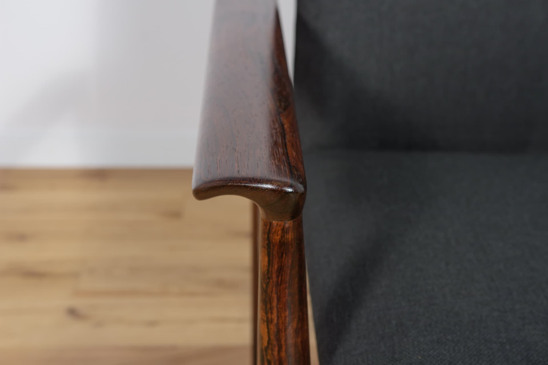 Fotel Diplomat, wełna czarna, palisander, proj. F. Juhl, France & Søn, Dania, lata 60. - 289248