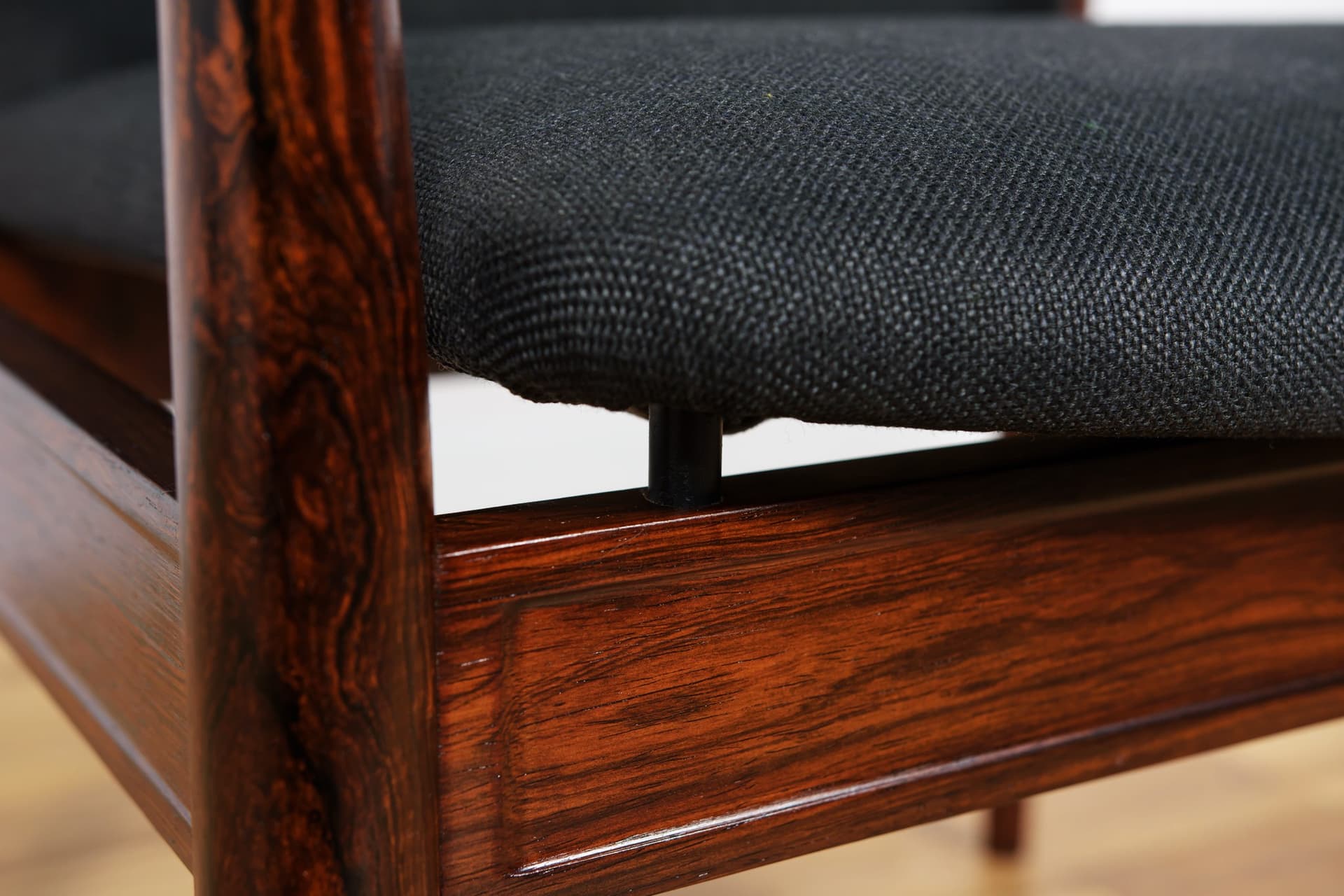 Fotel Diplomat, wełna czarna, palisander, proj. F. Juhl, France & Søn, Dania, lata 60. - 289251