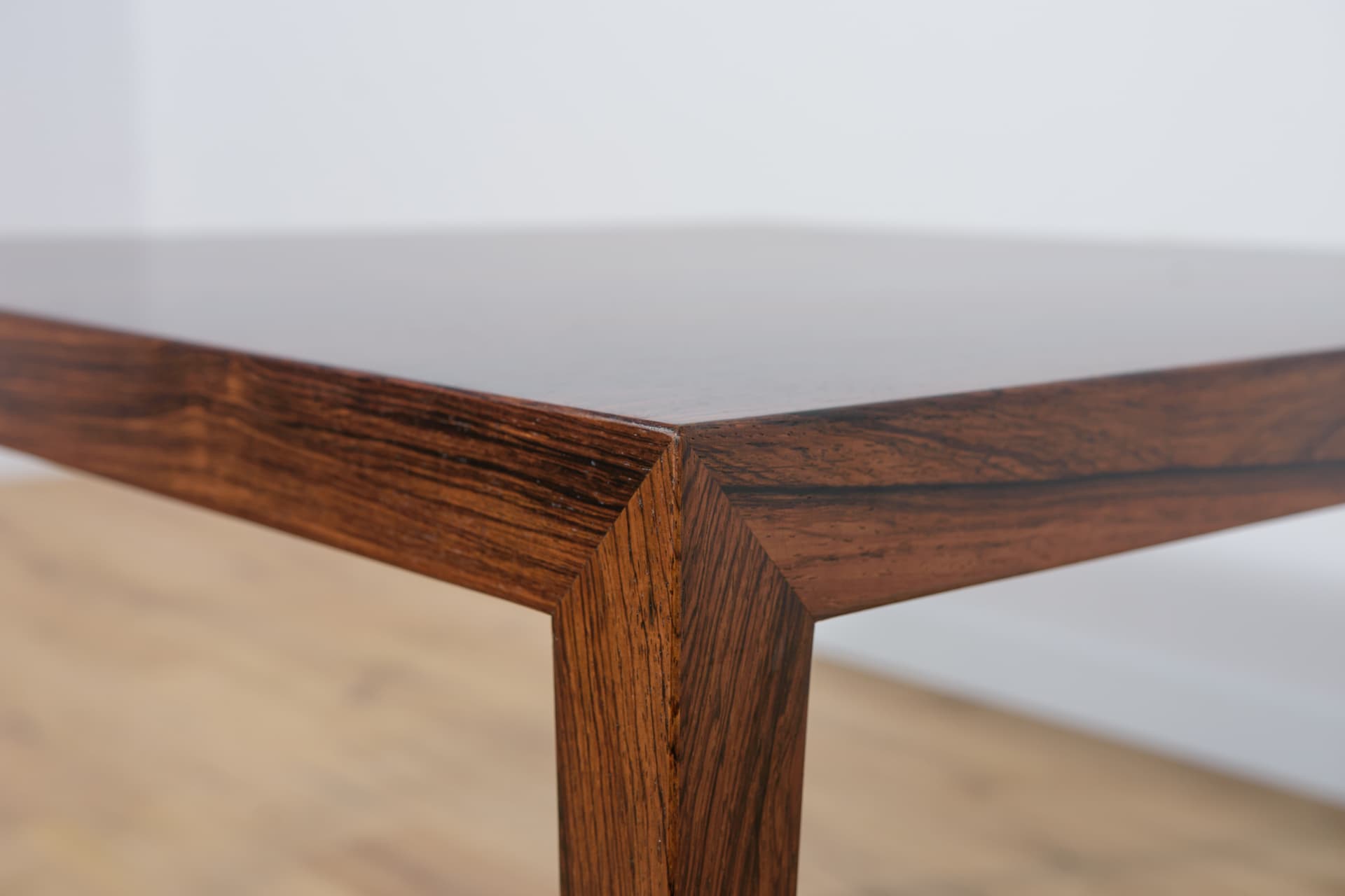 Coffee table, brown rosewood, by S. Hansen, Denmark, 1960s. - 289300