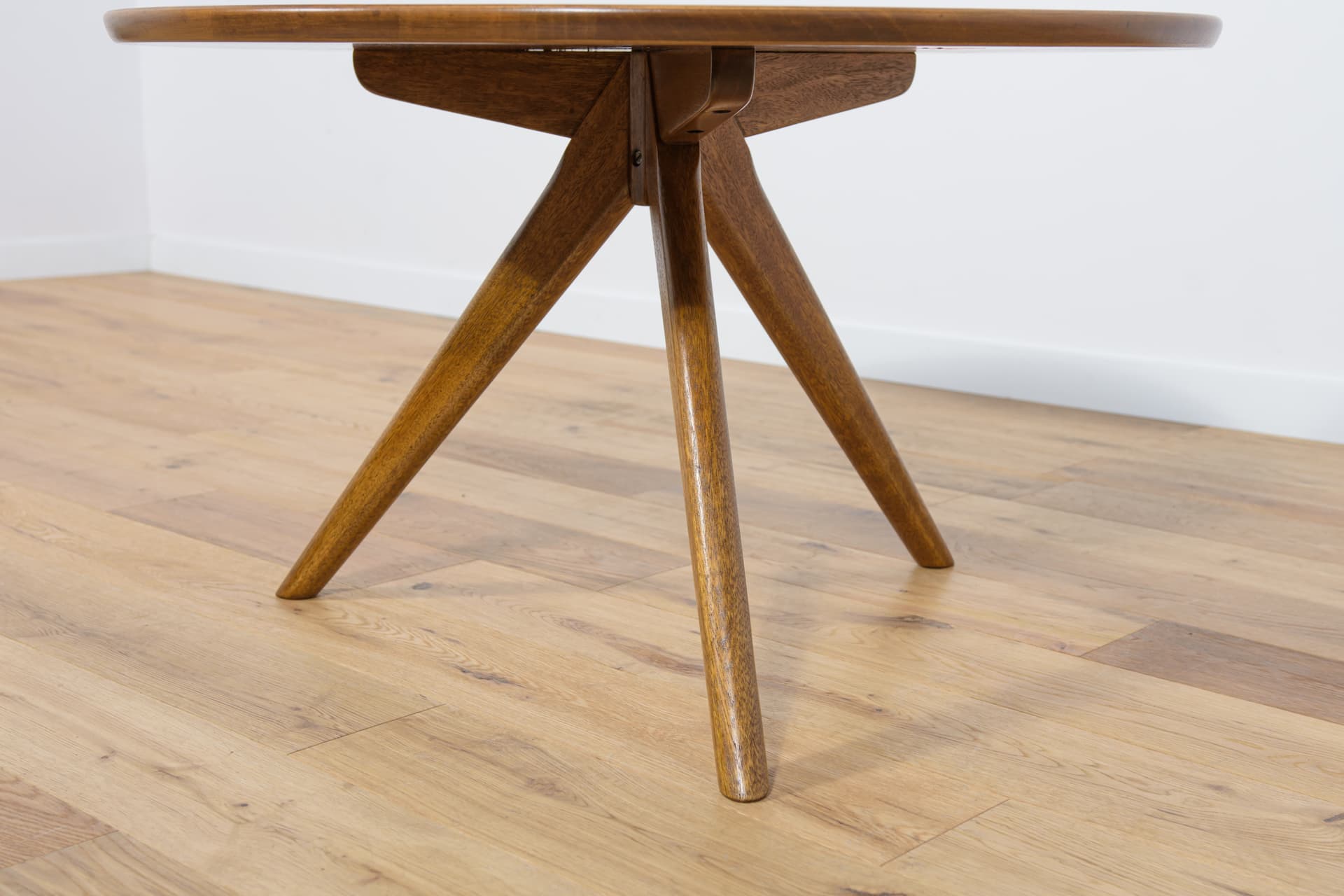 Coffee table, brown wood, G-Plan, United Kingdom, 1960s. - 289312
