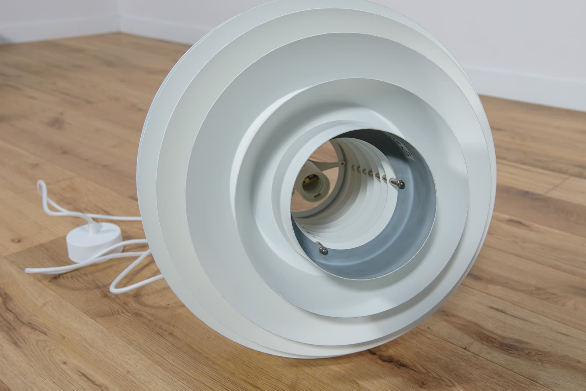 Lampa wisząca Verona, aluminium biały, proj. S. Middelboe, Fog & Mørup, Dania, lata 60. - 289350