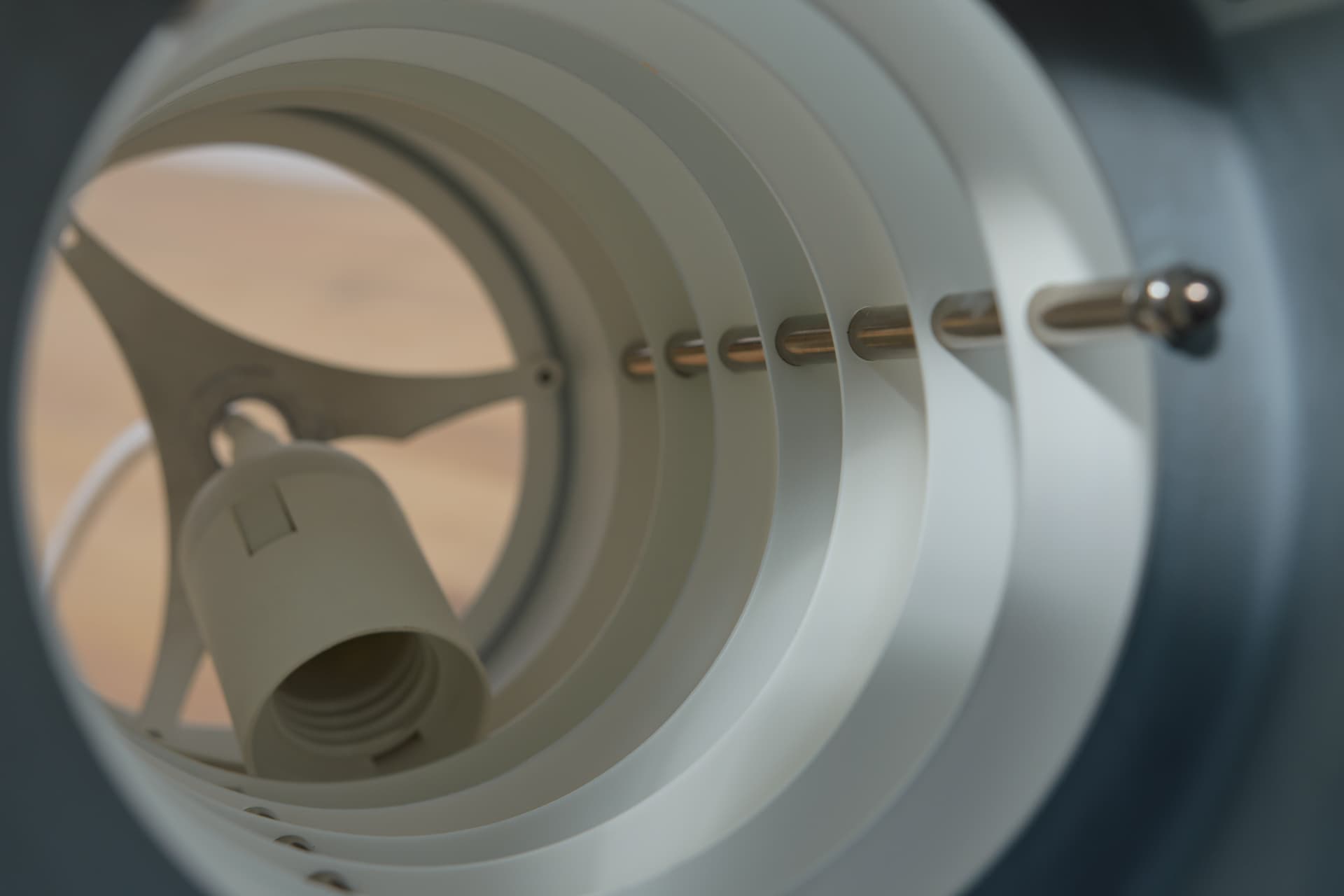 Lampa wisząca Verona, aluminium biały, proj. S. Middelboe, Fog & Mørup, Dania, lata 60. - 289354