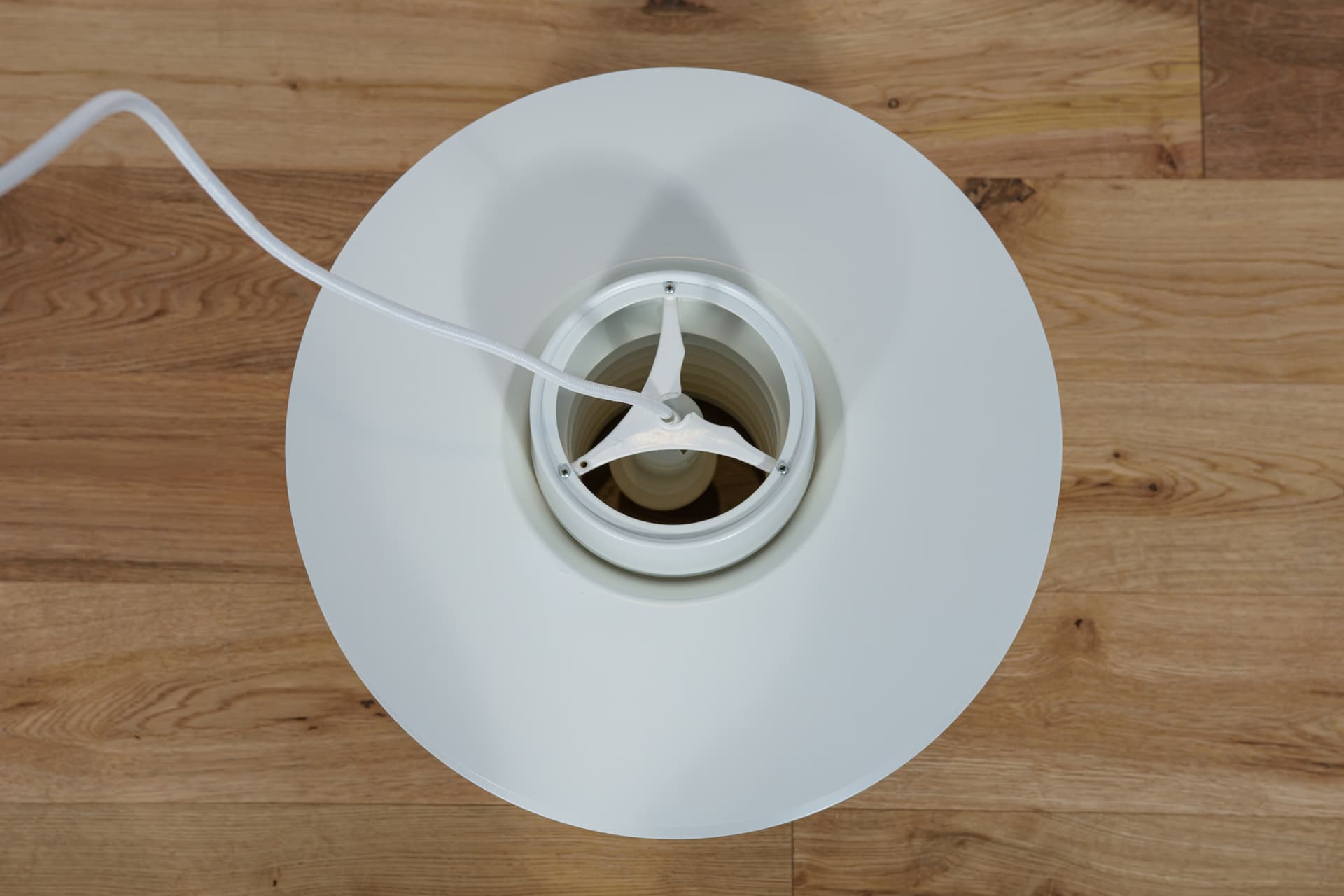 Lampa wisząca Verona, aluminium biały, proj. S. Middelboe, Fog & Mørup, Dania, lata 60. - 289392