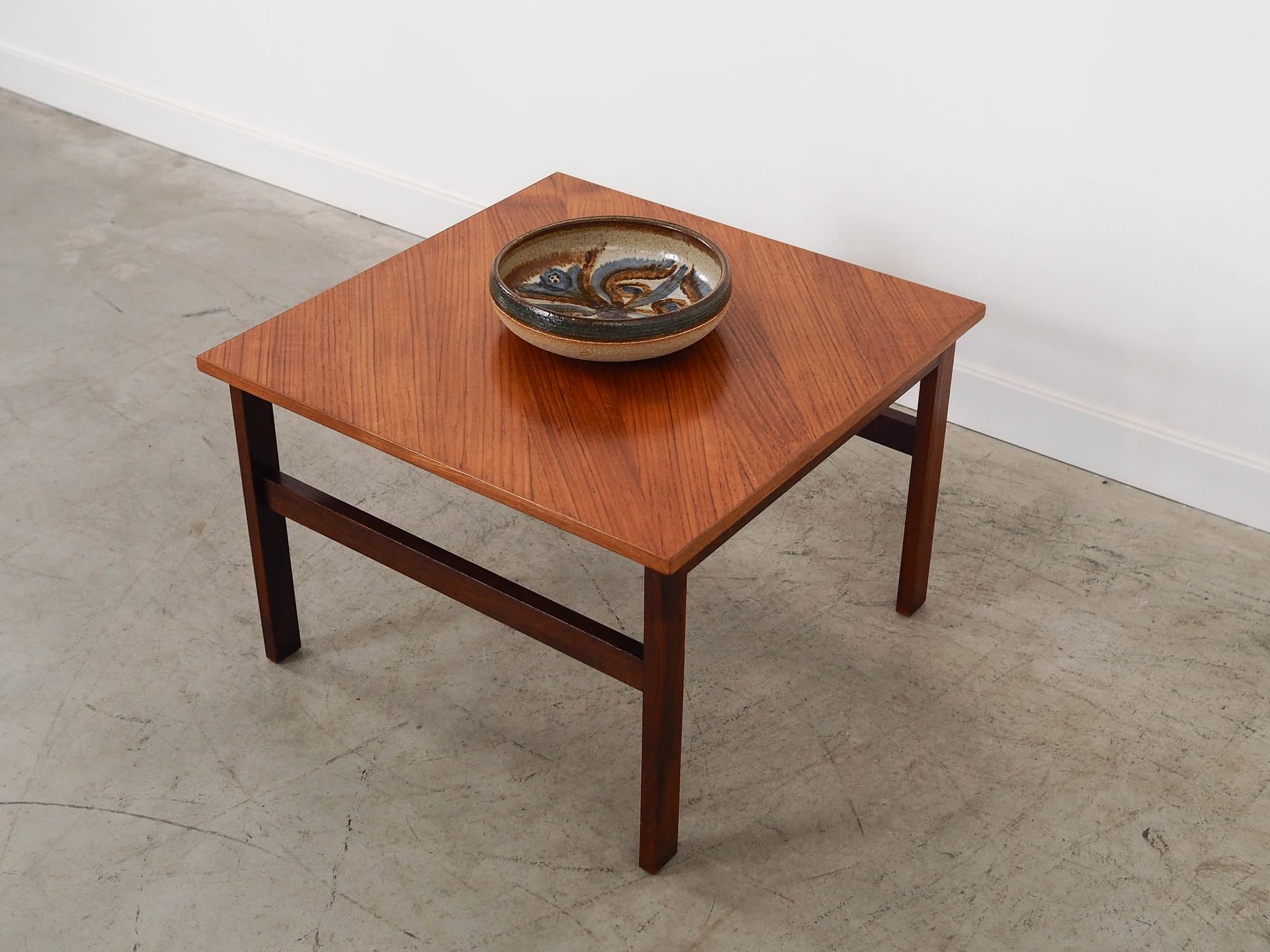 Coffee Table, brown mahogany, Denmark, 1970s. - 289819