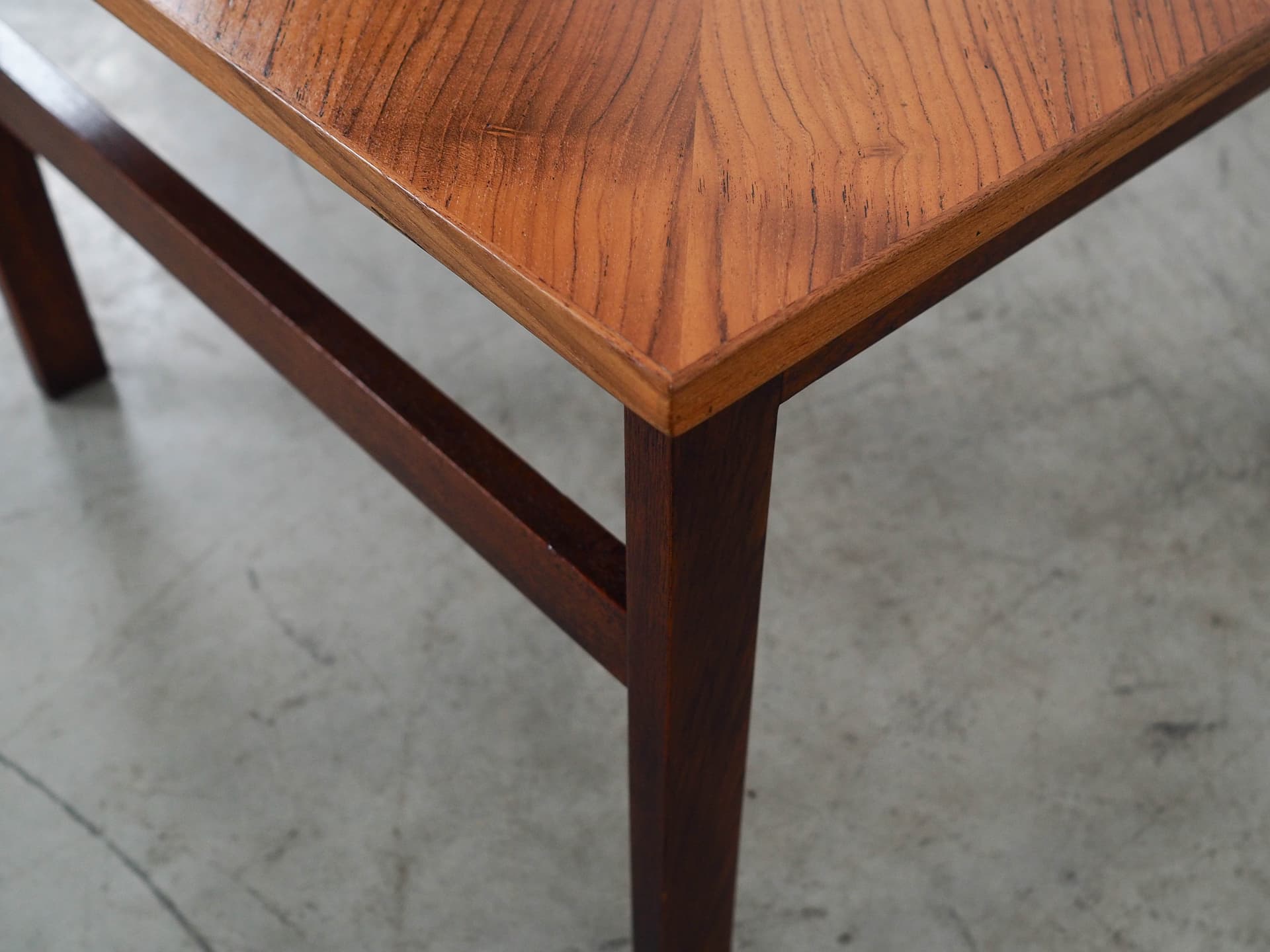 Coffee Table, brown mahogany, Denmark, 1970s. - 289828