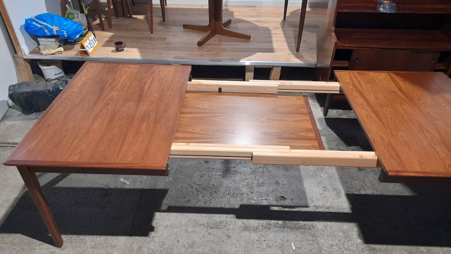 Dining table, brown mahogany, by O. Wanscher, Cado, Denmark, 1960s. - 289895