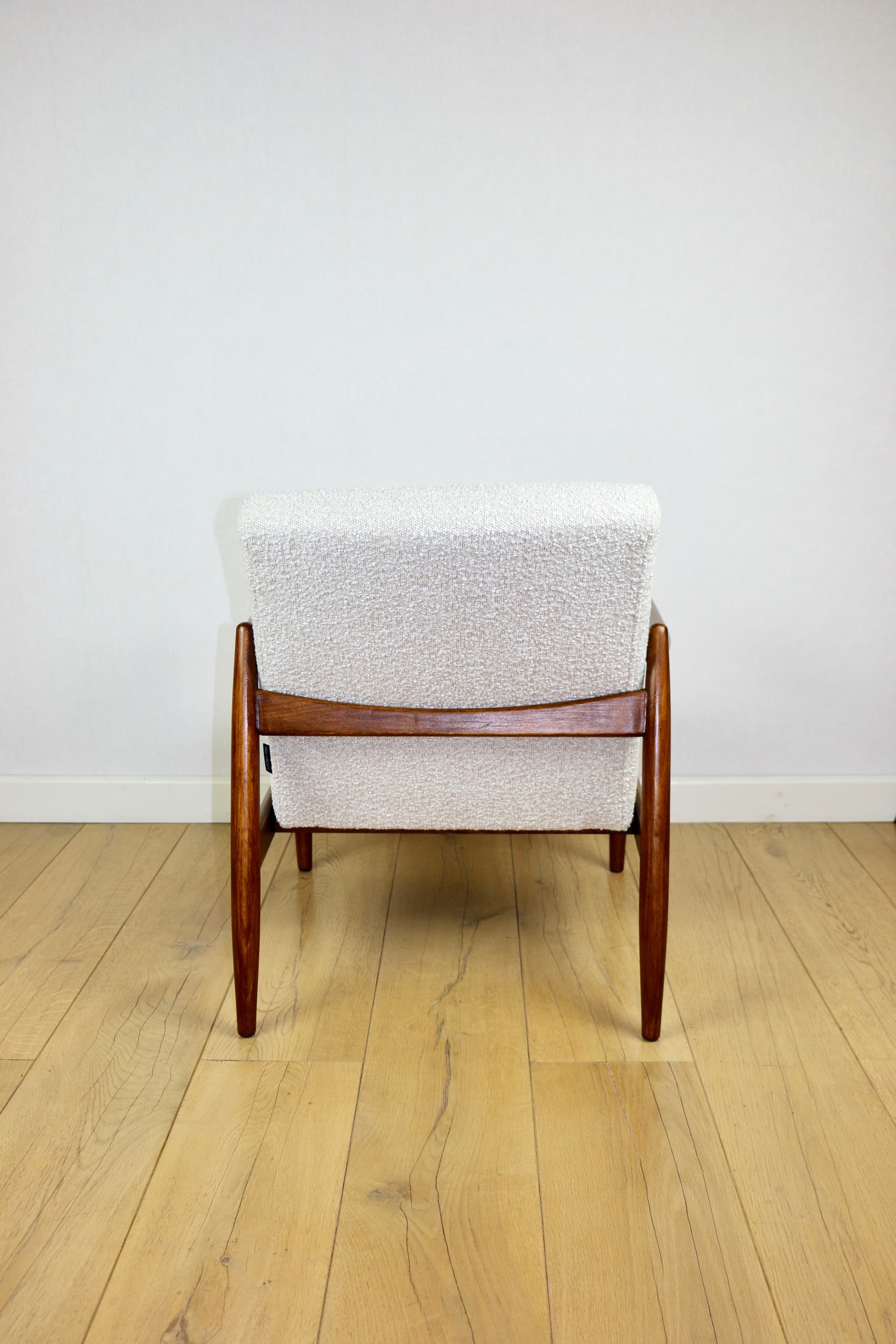 Fotel GFM-64, boucle ivory, proj. E. Homa, Polska, lata 70. - 289915