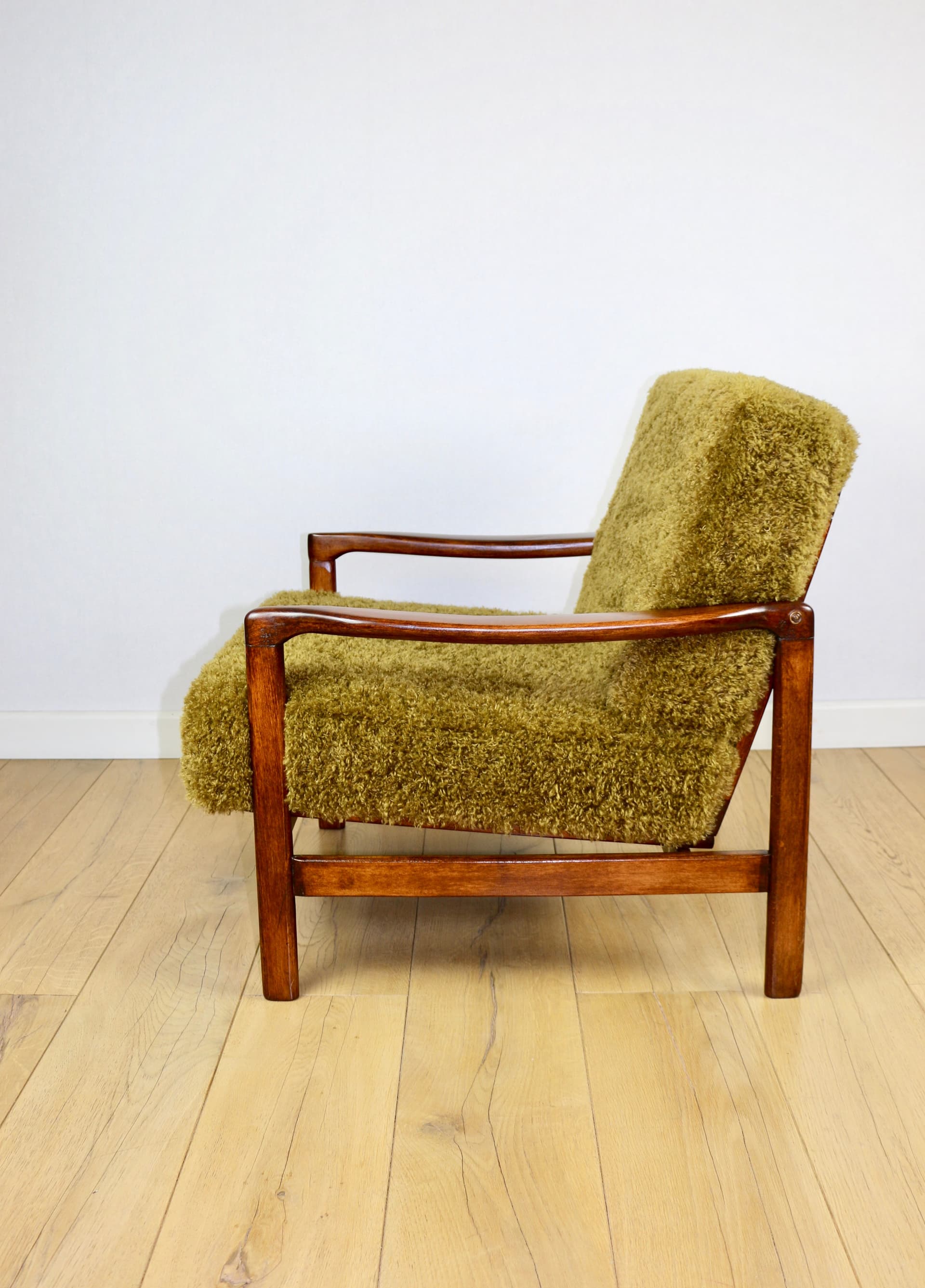 Fotel, brązowy, drewno, tkanina syntetyczna, proj. Z. Bączyk, lata 70. - 289962