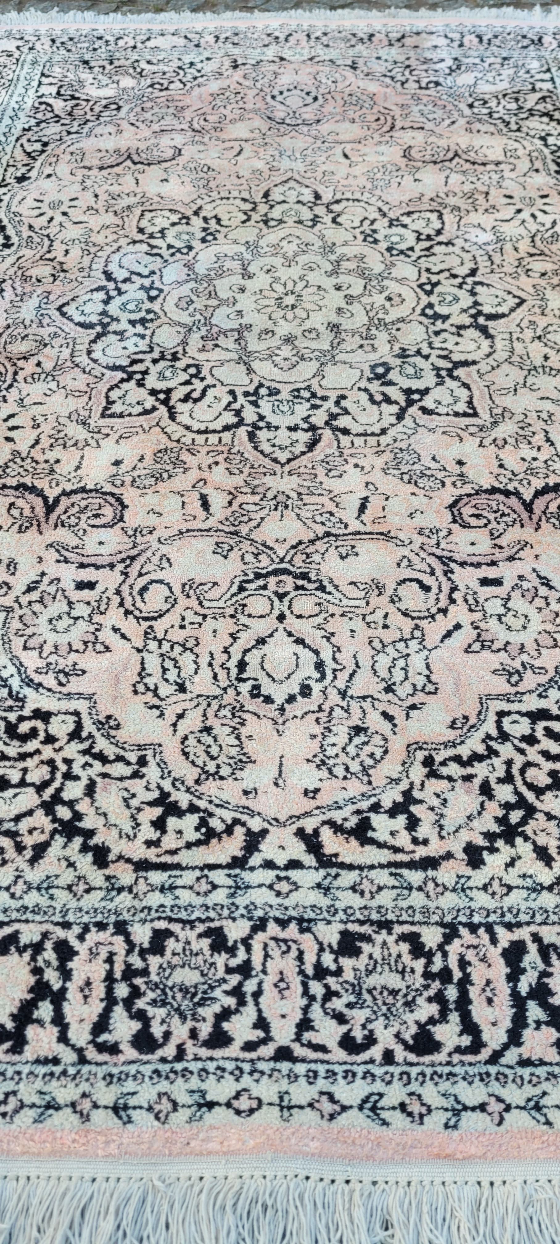 Dywan Indo Ghom 128x200 cm, różowy, jedwab bawełna, Indie, lata 80. - 290045