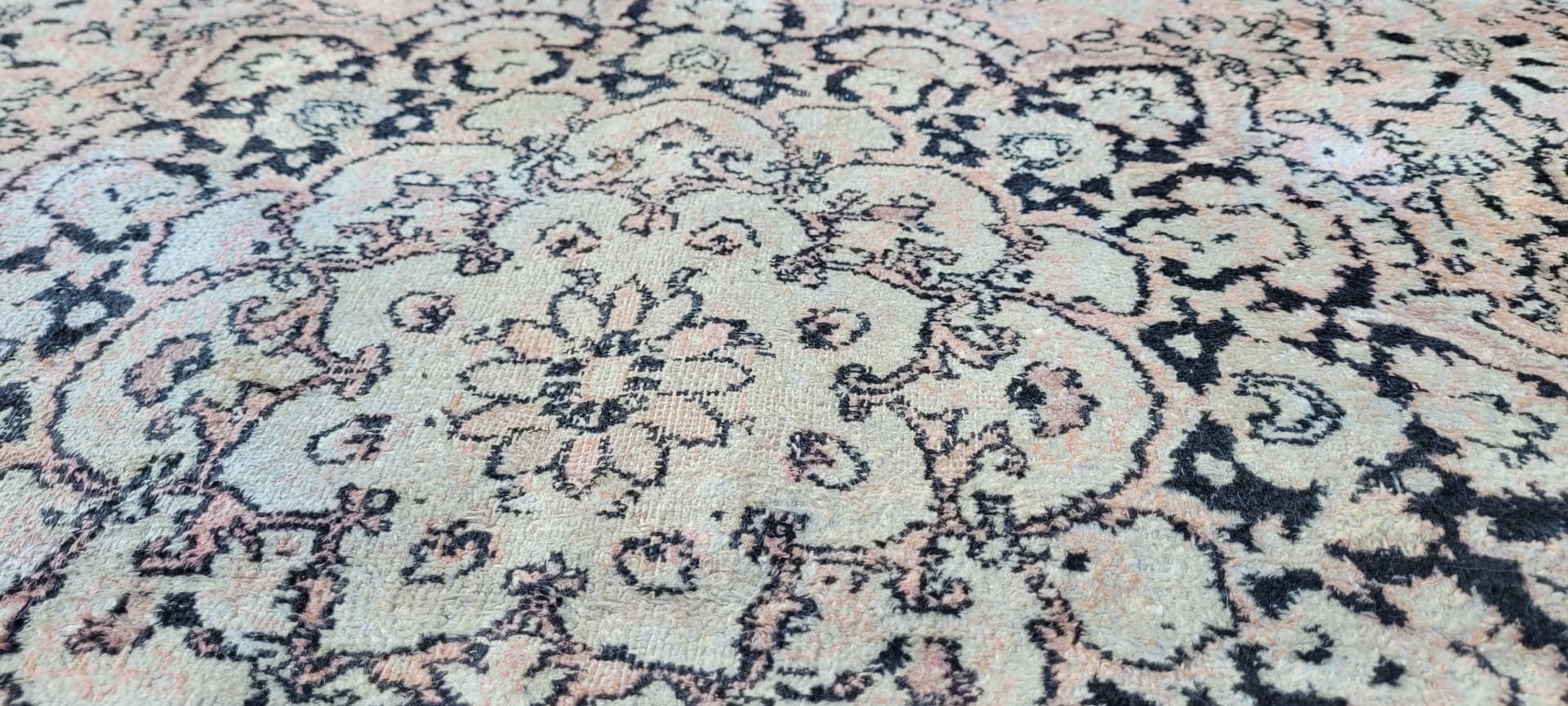 Dywan Indo Ghom 128x200 cm, różowy, jedwab bawełna, Indie, lata 80. - 290043