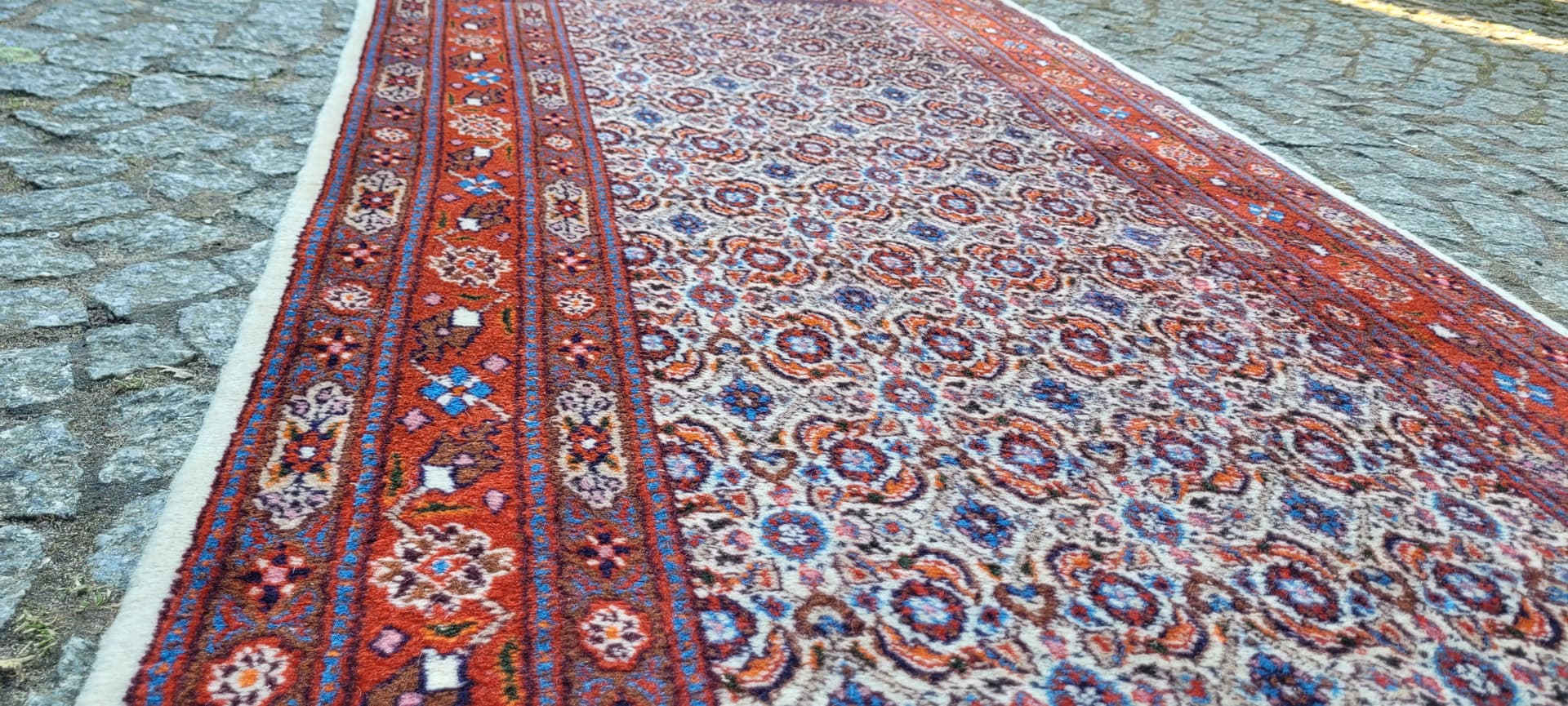 Dywan chodnik Moud, 420x83 cm, wełna czerwona, bawełna biała, Iran, lata 80. - 290104