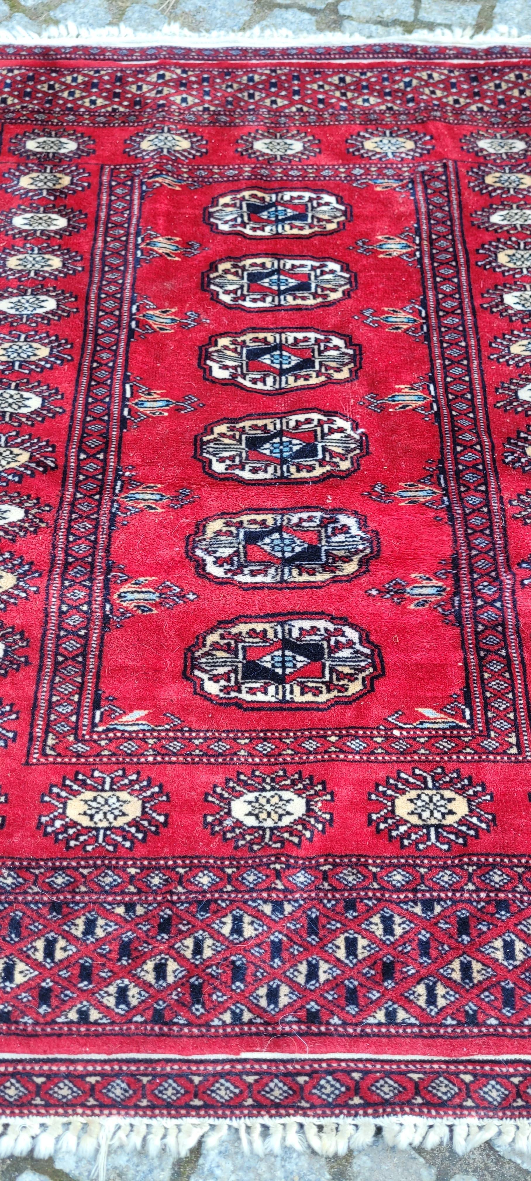 Dywan Buchara 105x68 cm, wełna czerwona, bawełna, Pakistan - 290119