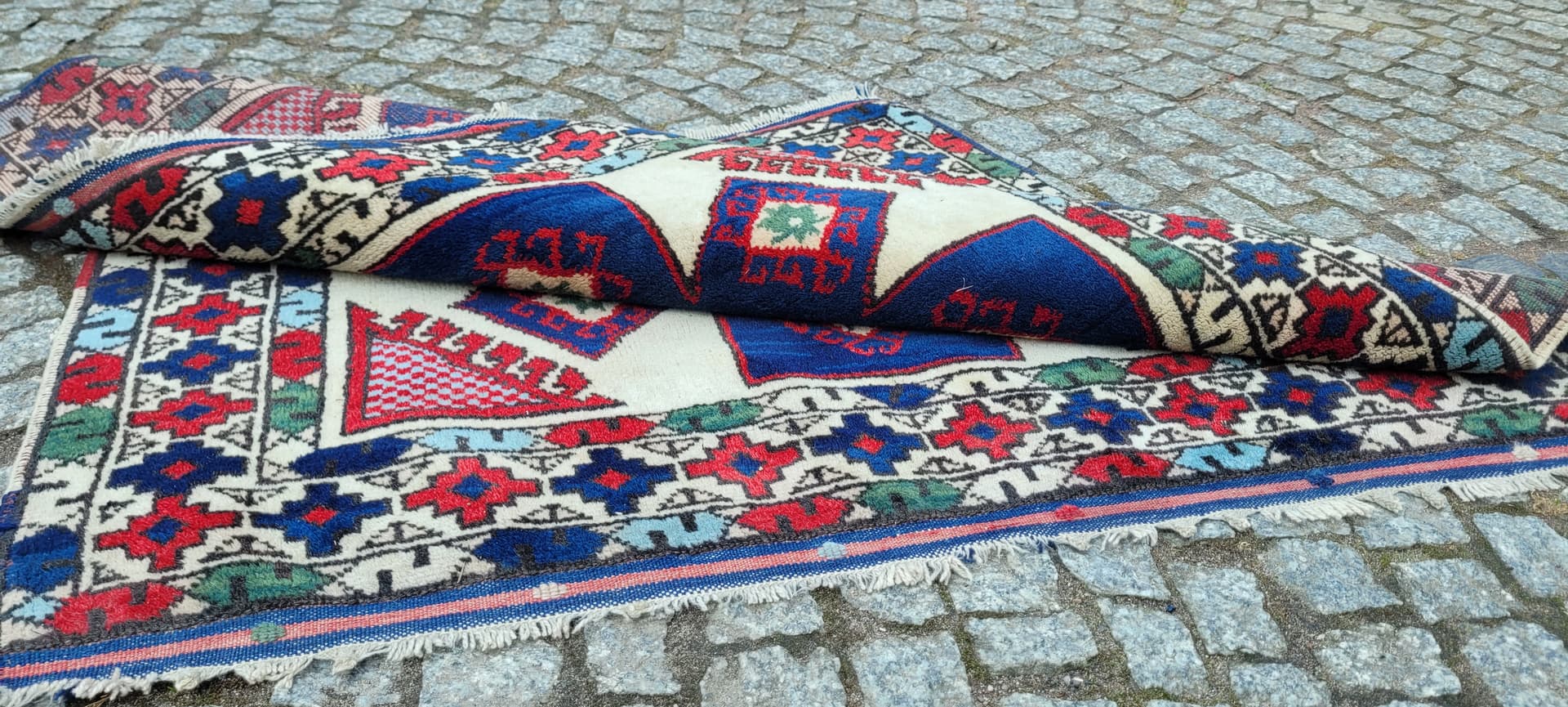 Dywan anatolijski, multikolor, wełna, Turcja, ok. 100x110 cm - 290257