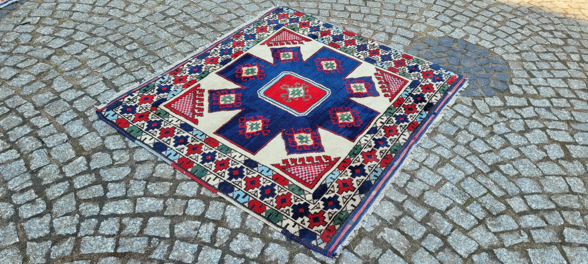 Dywan anatolijski, multikolor, wełna, Turcja, ok. 100x110 cm - 290263