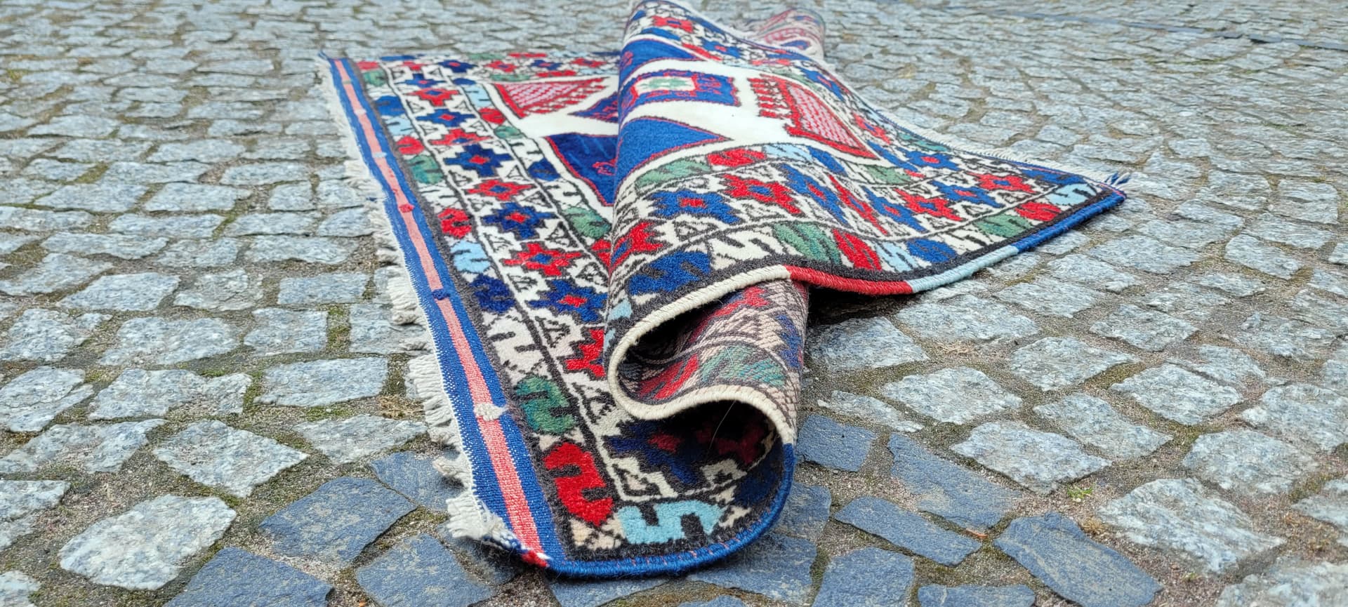 Dywan anatolijski, multikolor, wełna, Turcja, ok. 100x110 cm - 290254