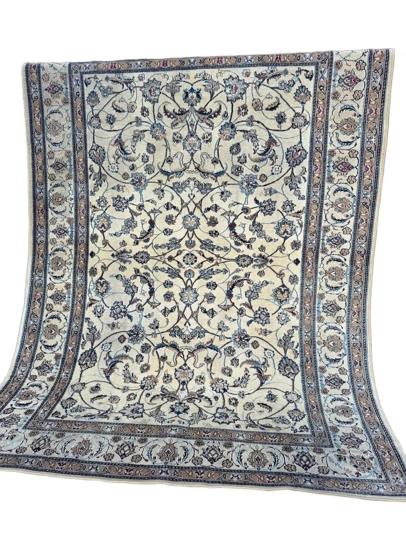 Dywan Nain, 330x245 cm, beżowy, wełna z jedwabiem, Iran, lata 90.