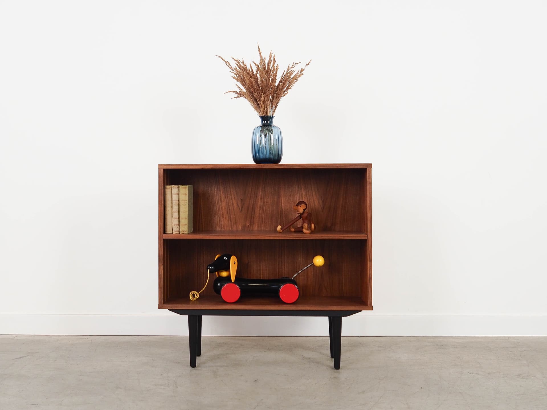 Regał, orzech, Skandynawia, lata 70. - 290678