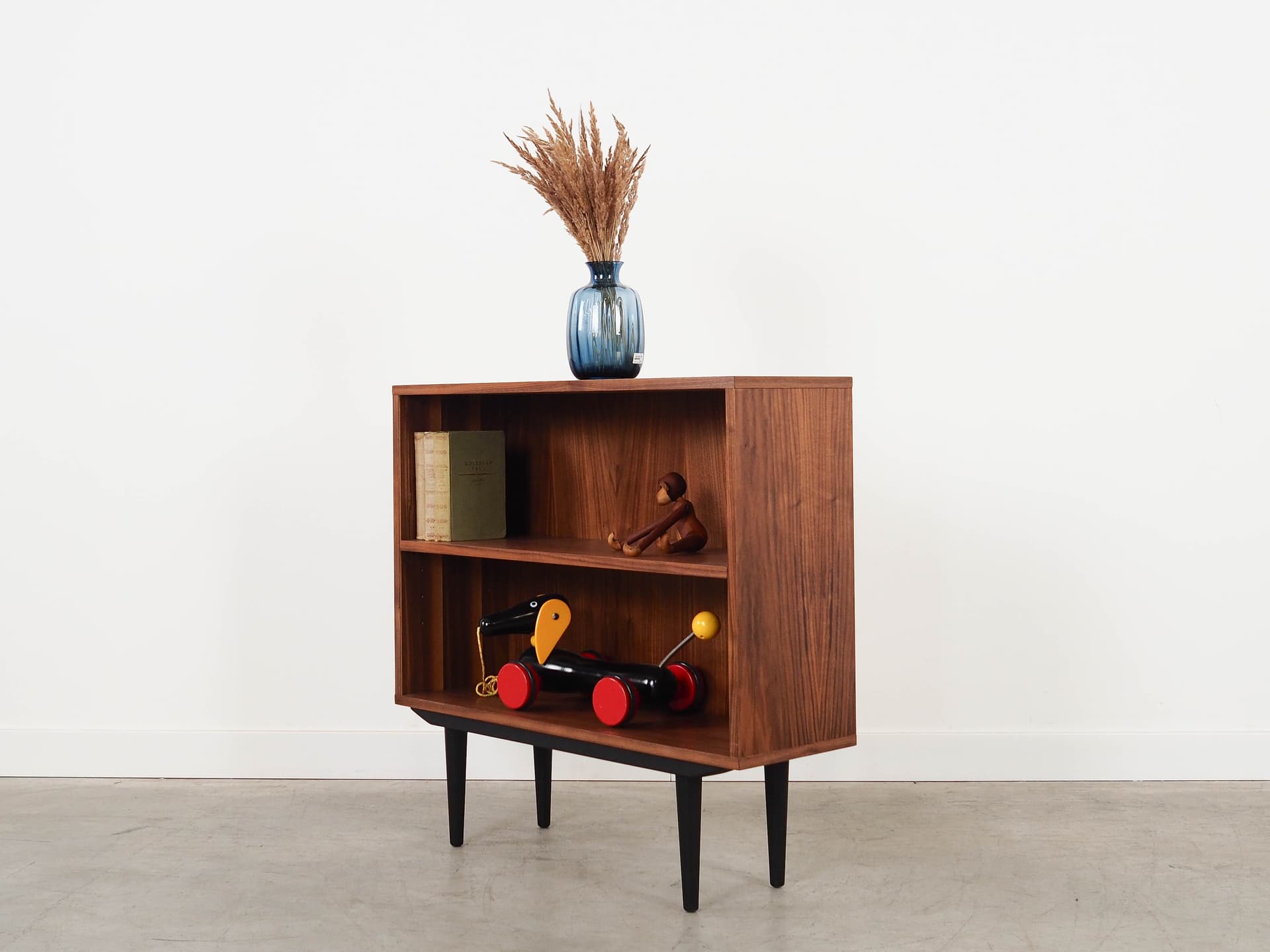 Regał, orzech, Skandynawia, lata 70. - 290679