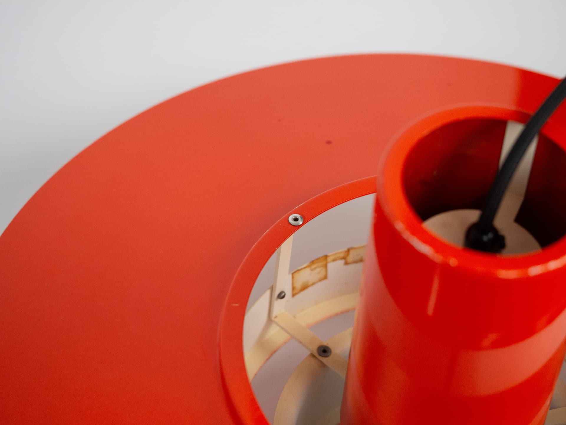 Lampa Falcon, czerwony, stal, proj. A. Hansen, Fog & Mørup, Dania, lata 60. - 290787