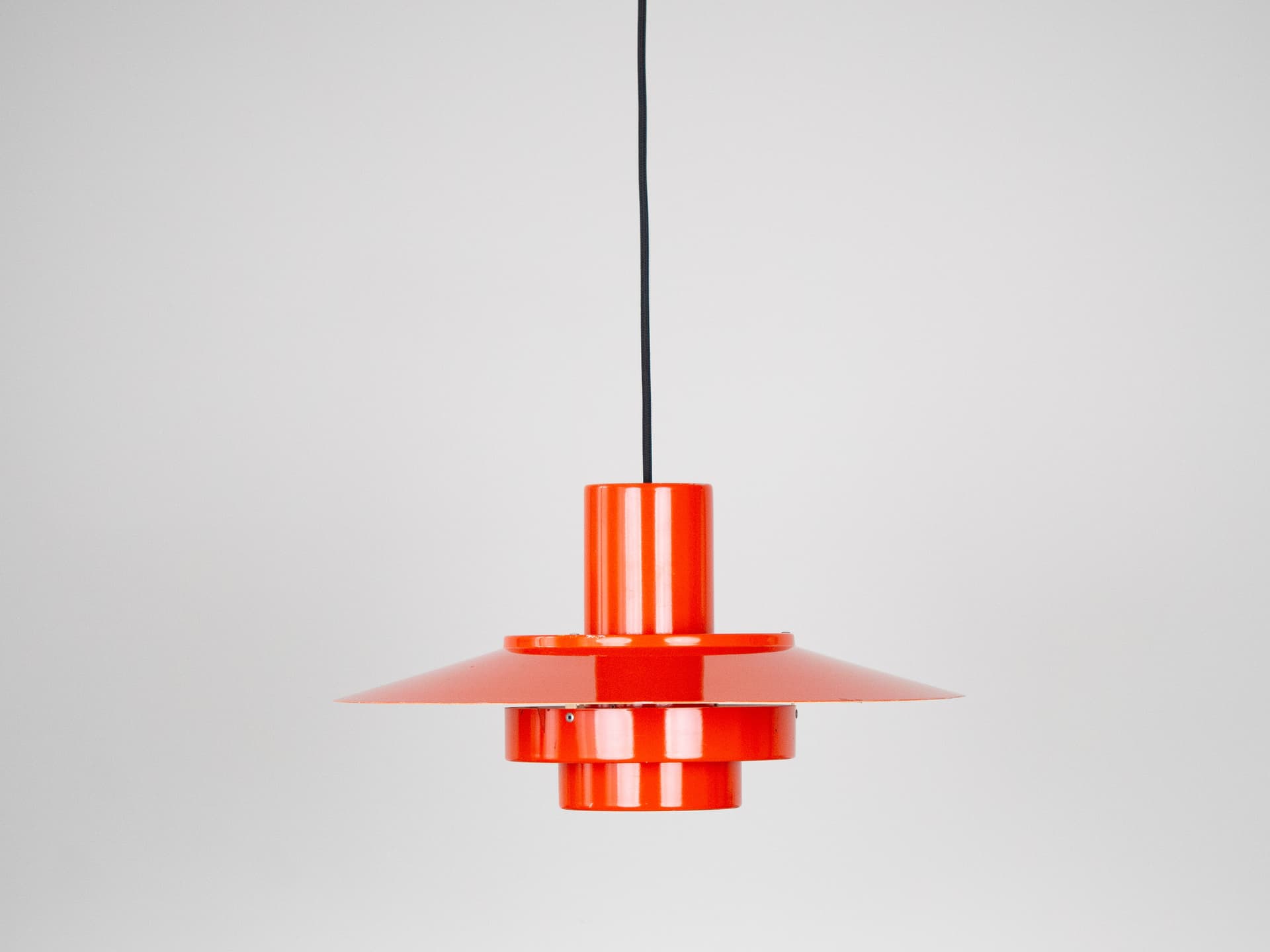 Lampa Falcon, czerwony, stal, proj. A. Hansen, Fog & Mørup, Dania, lata 60. - 290778