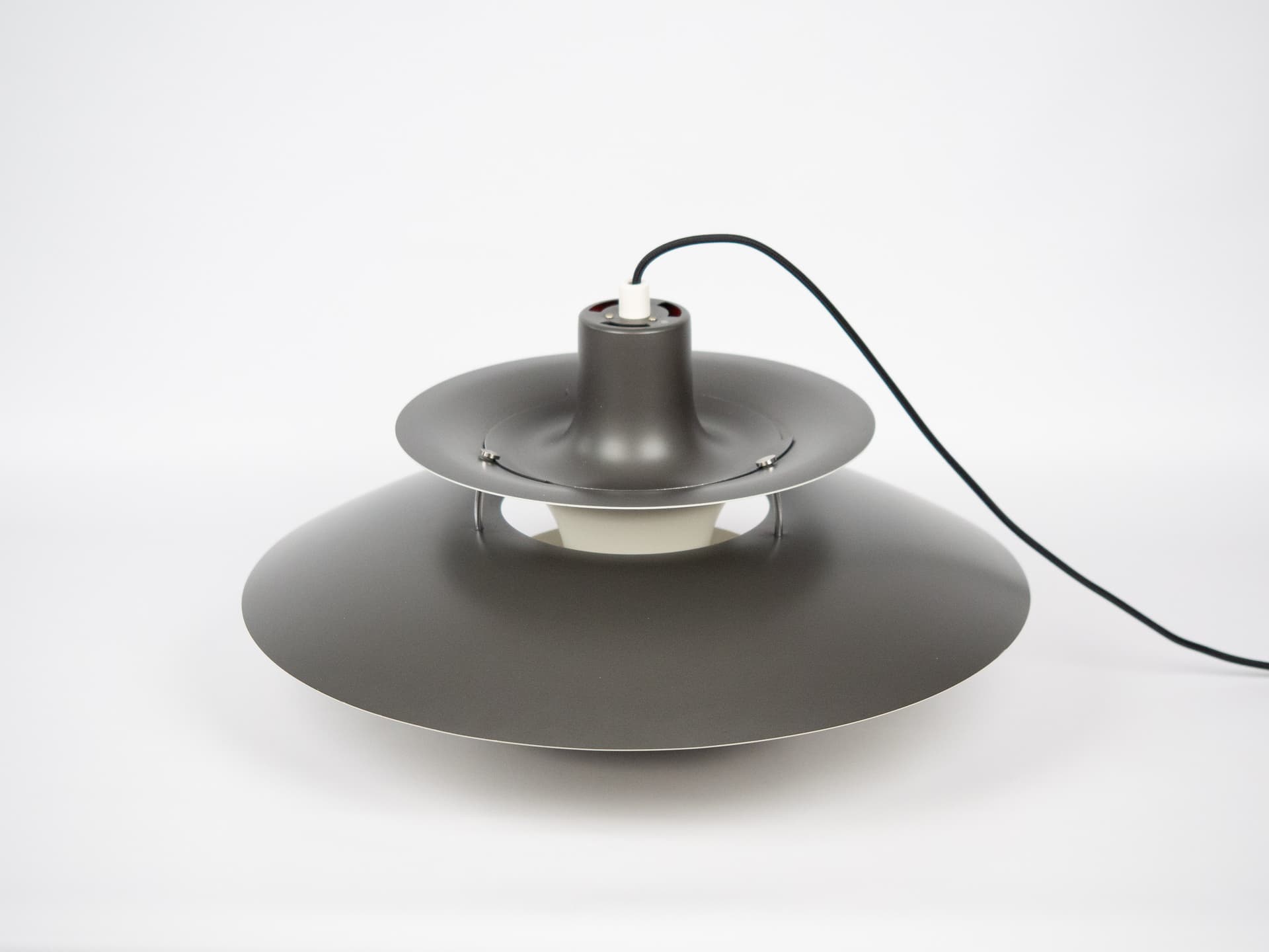 Lampa wisząca PH 5, aluminium szary, proj. P. Henningsen, Louis Poulsen, Dania, lata 60. - 290858