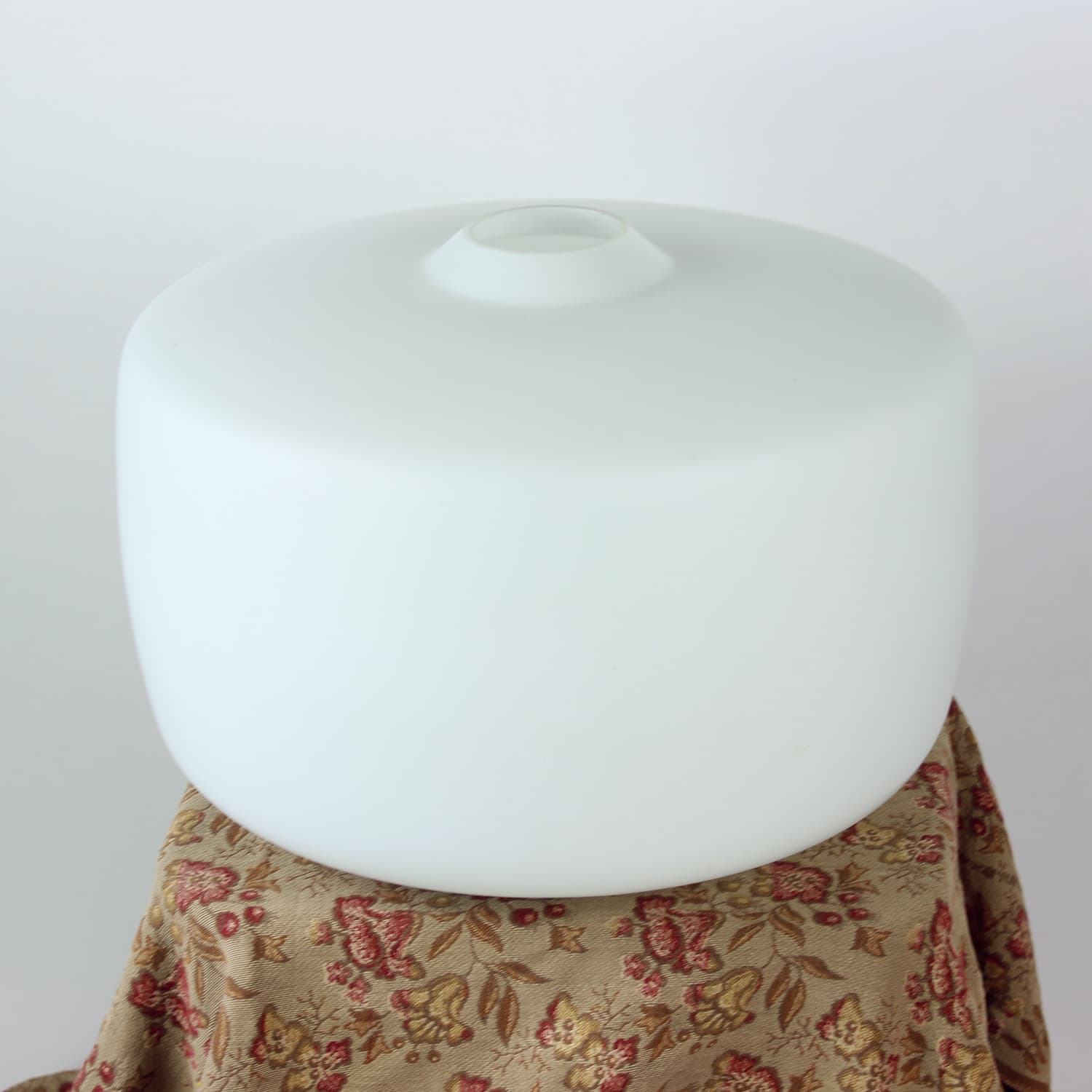 Klosz sufitowy, biały, szkło opalowe, Napako, Czechosłowacja, lata 60. - 290963