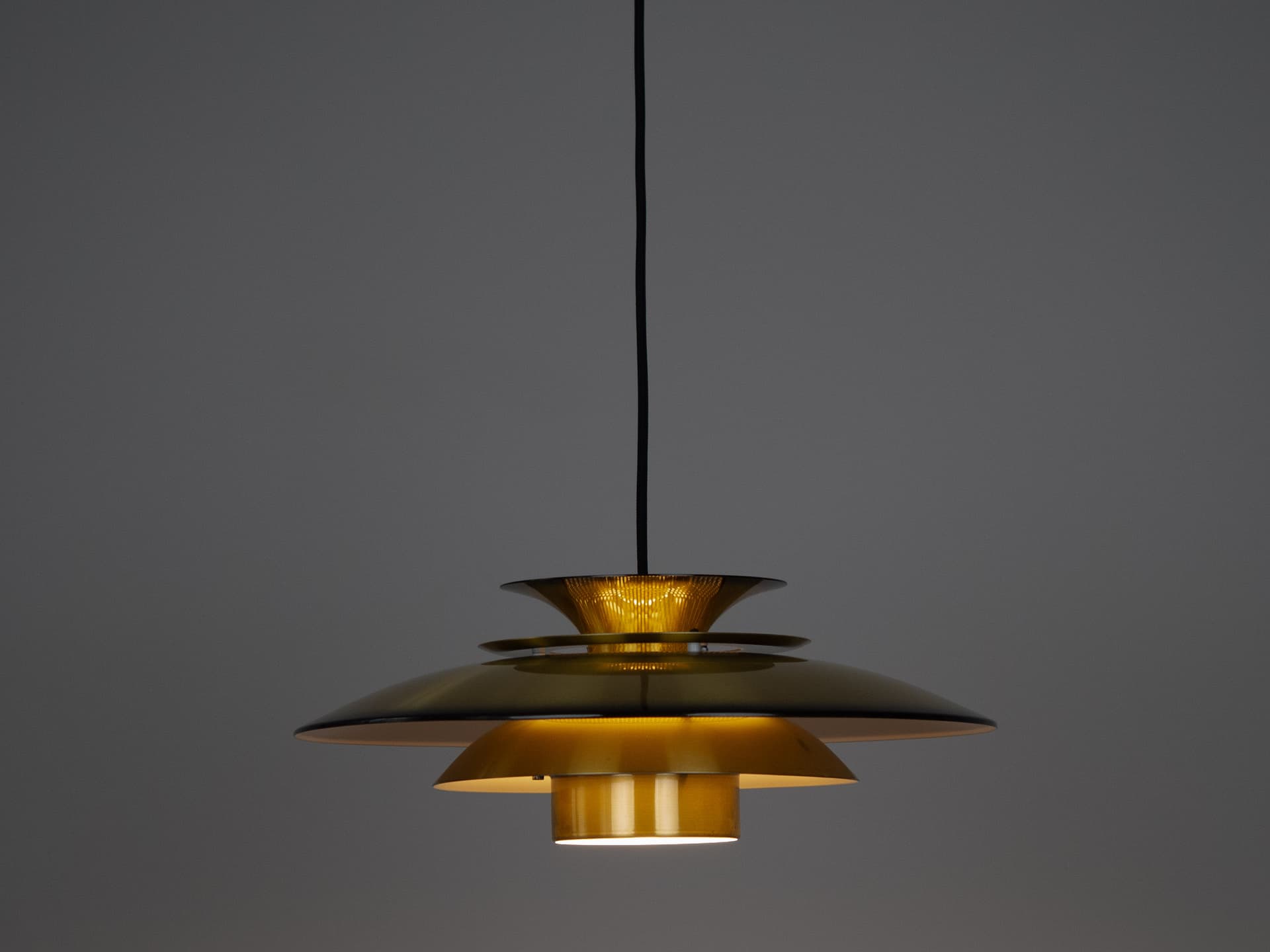 Lampa wisząca Form Light, mosiądz złoty, Form Light, Dania, lata 80. - 291032