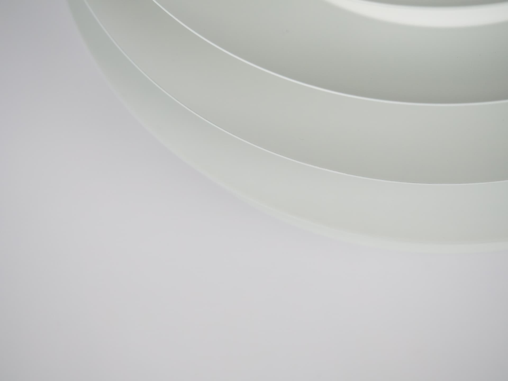 Lampa wisząca Verona, biały, aluminium, proj. S. Middelboe, Lyfa, Dania, lata 60. - 291075