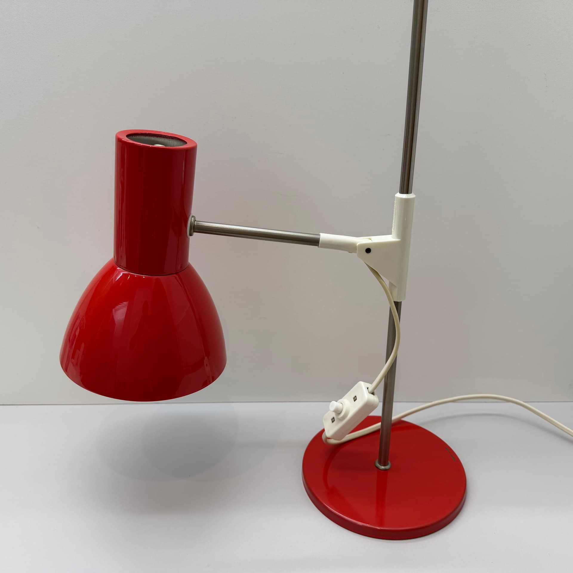 Lampka biurkowa, czerwona, Niemcy, lata 70. - 291087