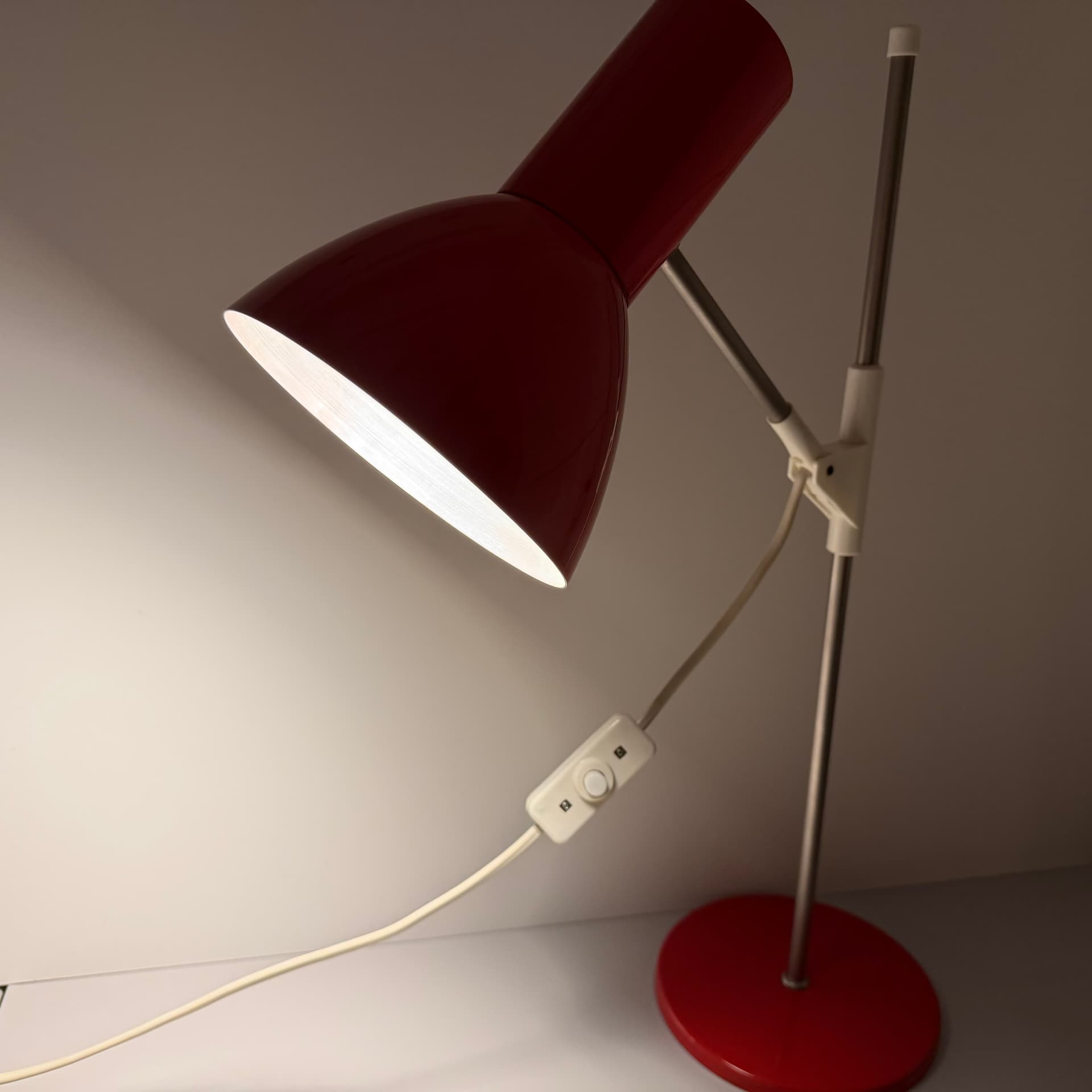 Lampka biurkowa, czerwona, Niemcy, lata 70. - 291081