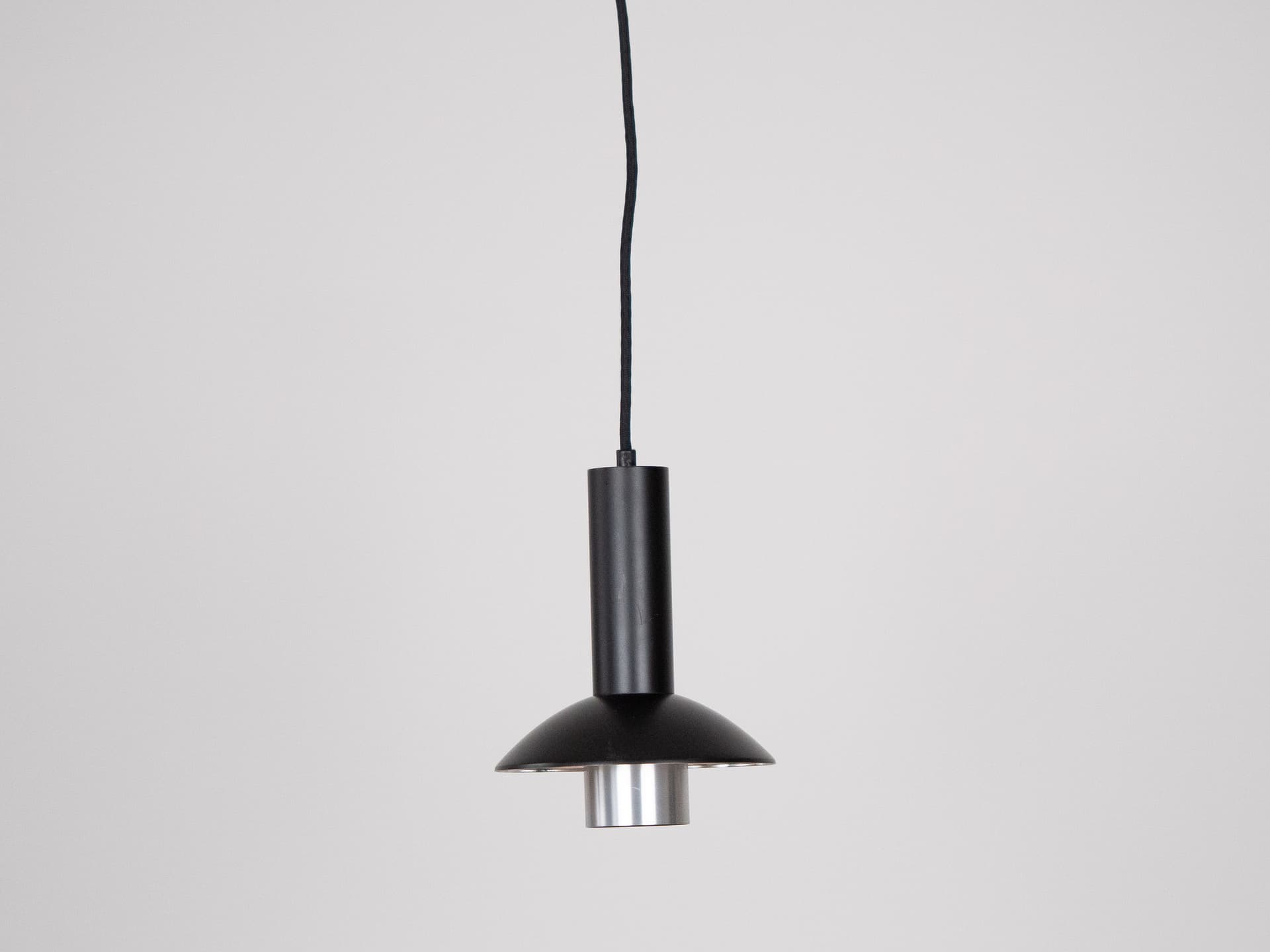 Pair of pendant lamps Louise, black metal, silver aluminum, Louis Poulsen, Denmark, 1970s. - 291427