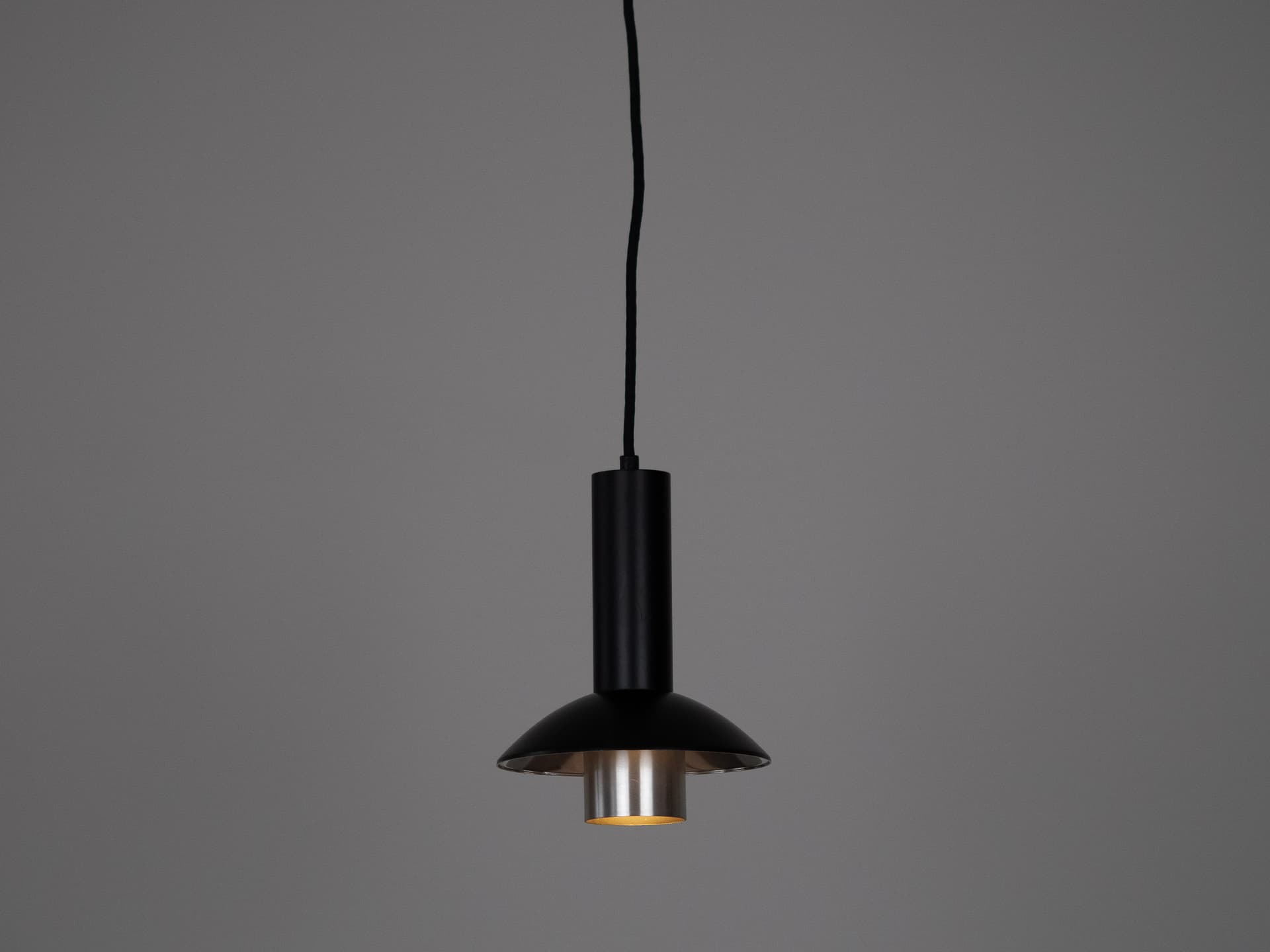 Pair of pendant lamps Louise, black metal, silver aluminum, Louis Poulsen, Denmark, 1970s. - 291428