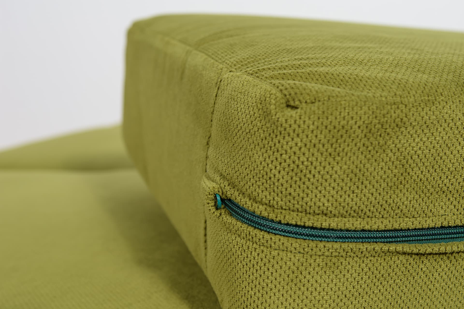 Sofa, zieleń, fornir dąb średni, Jitona, Czechosłowacja, lata 60. - 291685