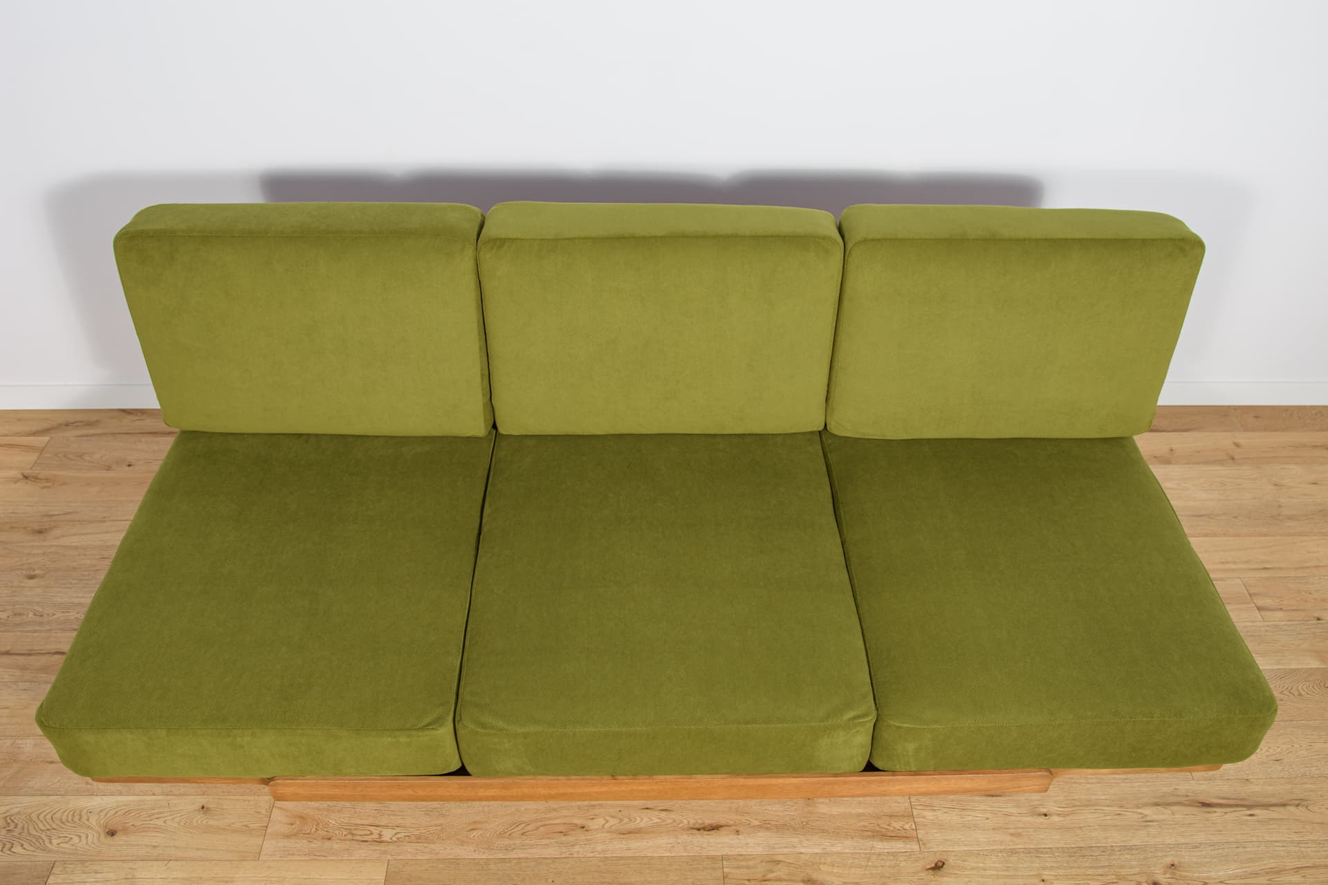 Sofa, zieleń, fornir dąb średni, Jitona, Czechosłowacja, lata 60. - 291674